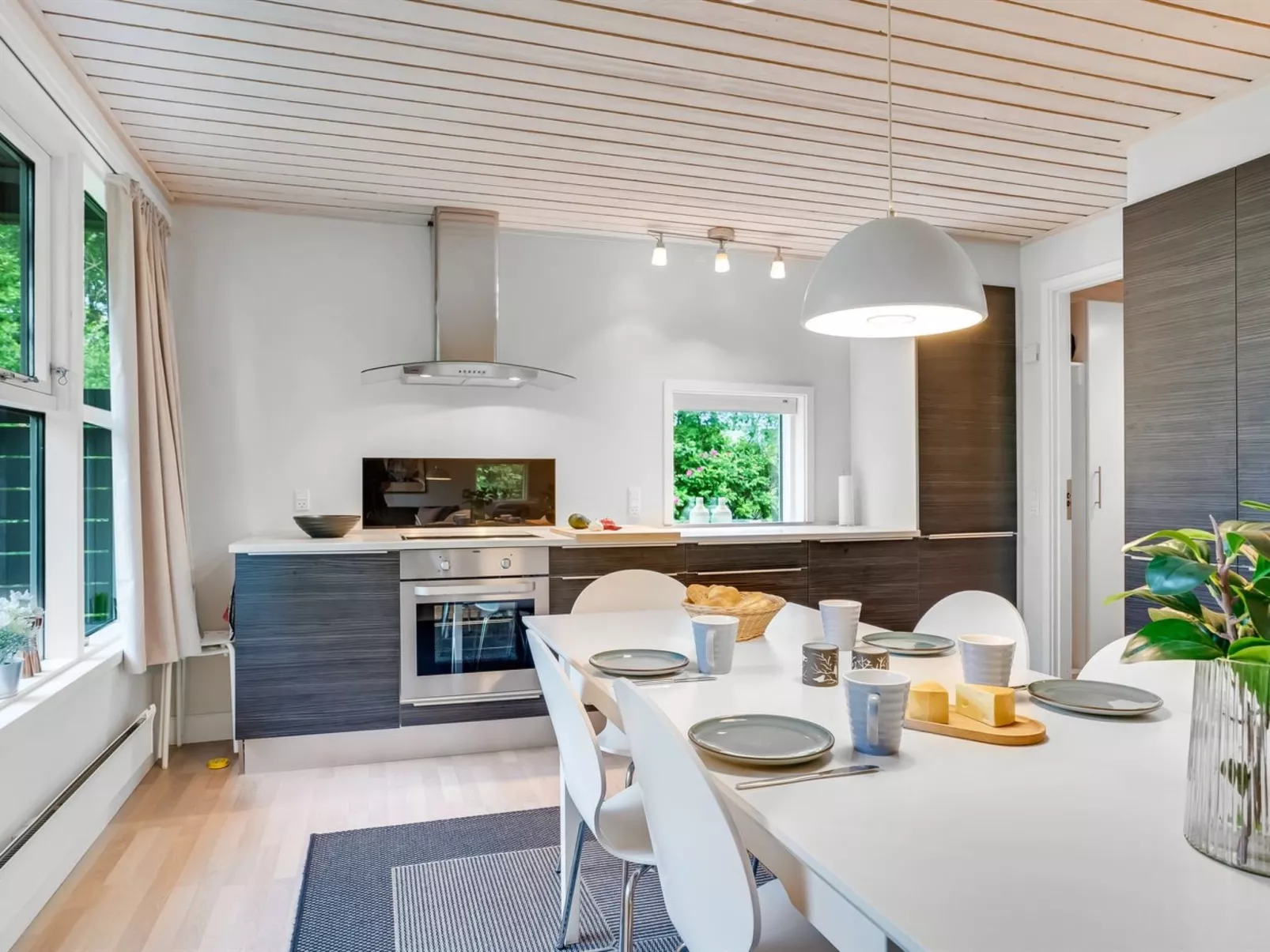 "Torsten" - 30m from the sea-Binnen