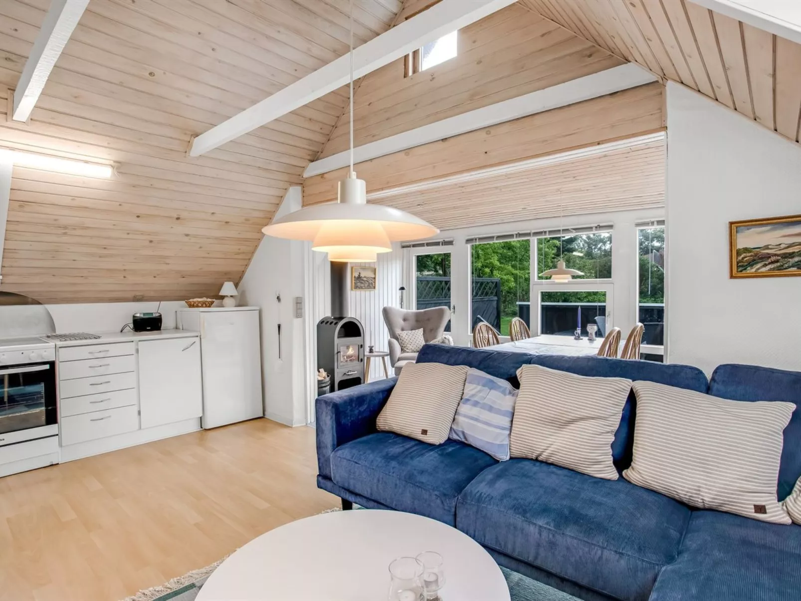 "Siouxsie" - 500m from the sea-Binnen