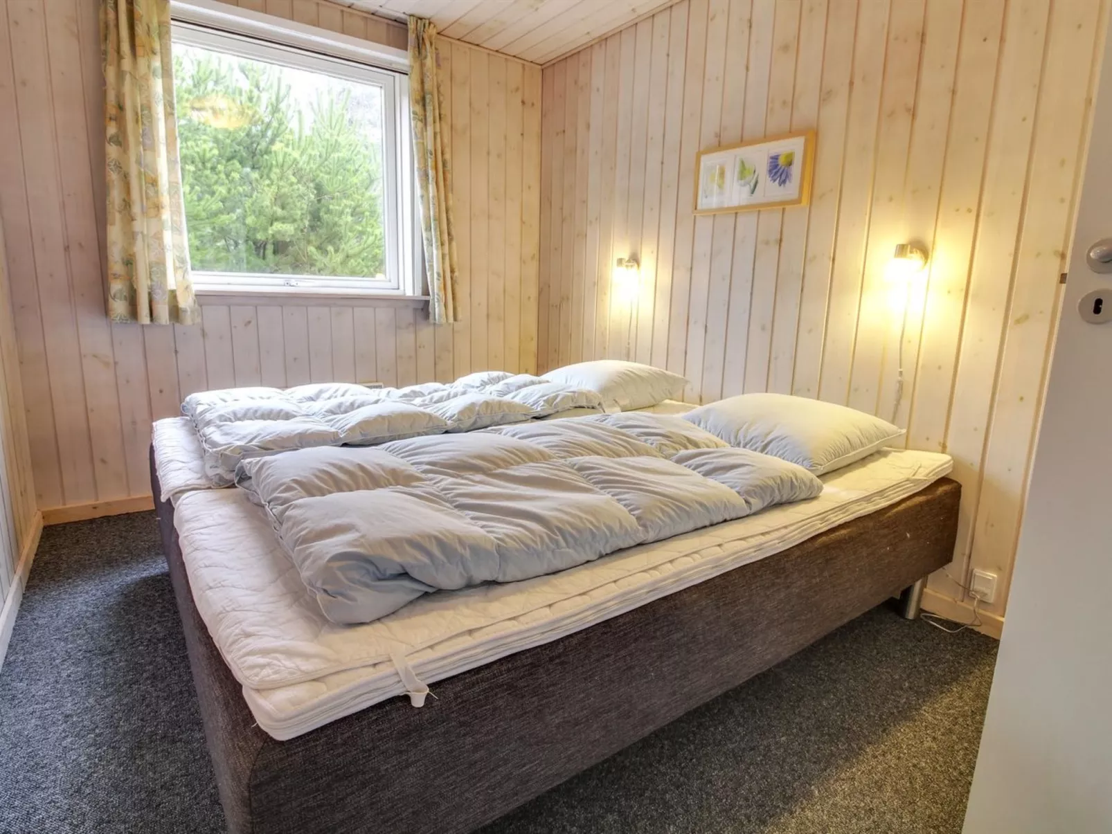 "Reidar" - 1km from the sea-Binnen