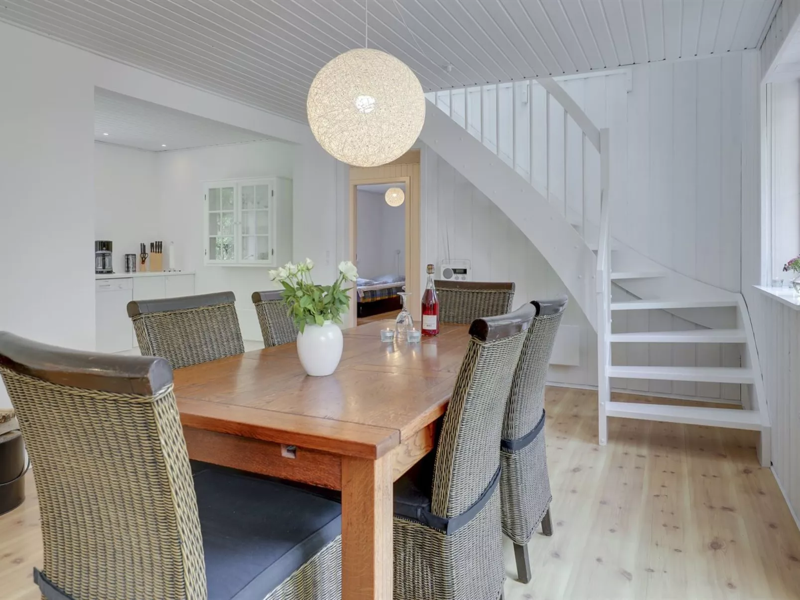 "Friis" - 200m from the sea-Binnen