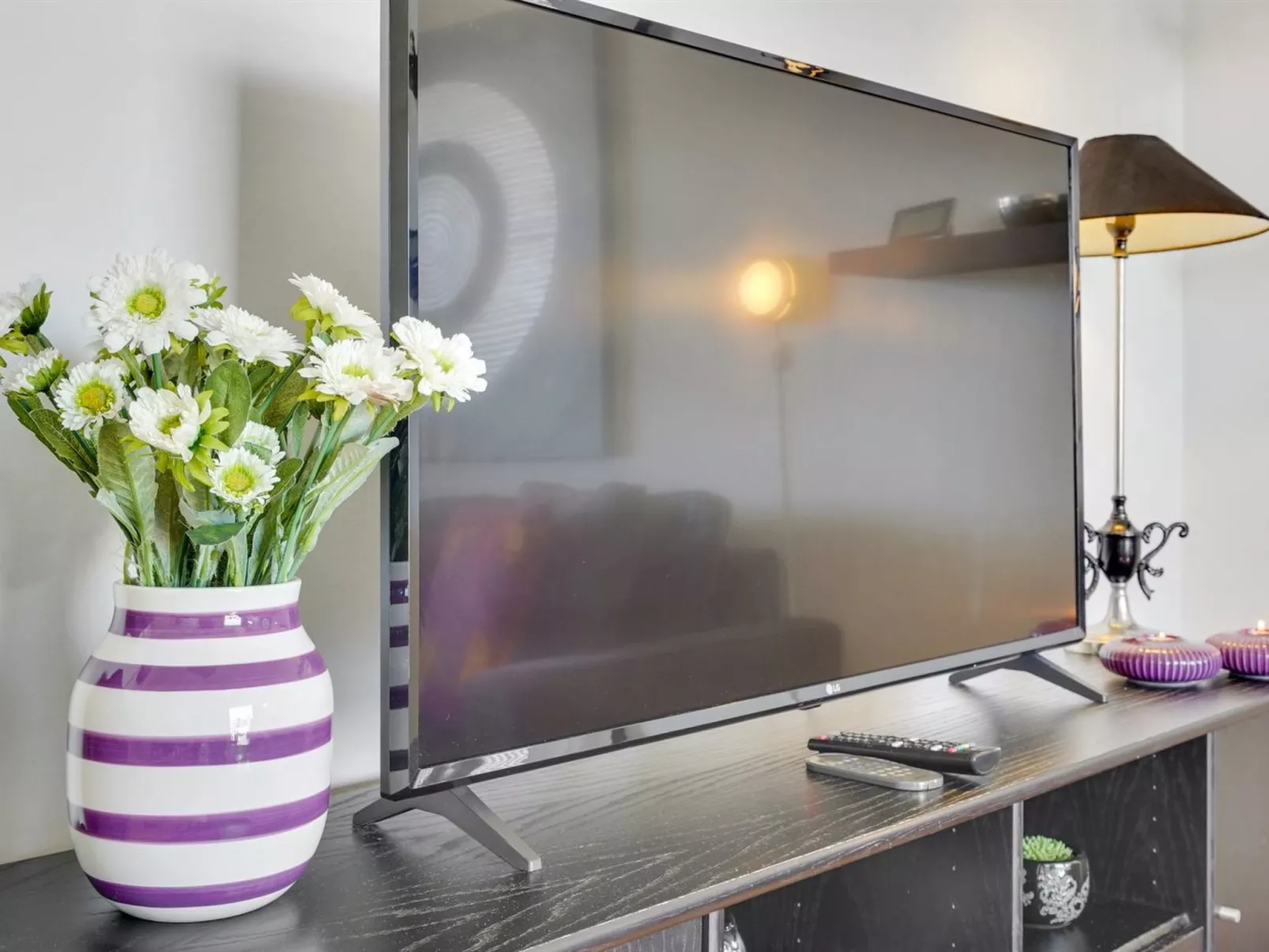 "Jurviis" - 100m from the sea-Binnen