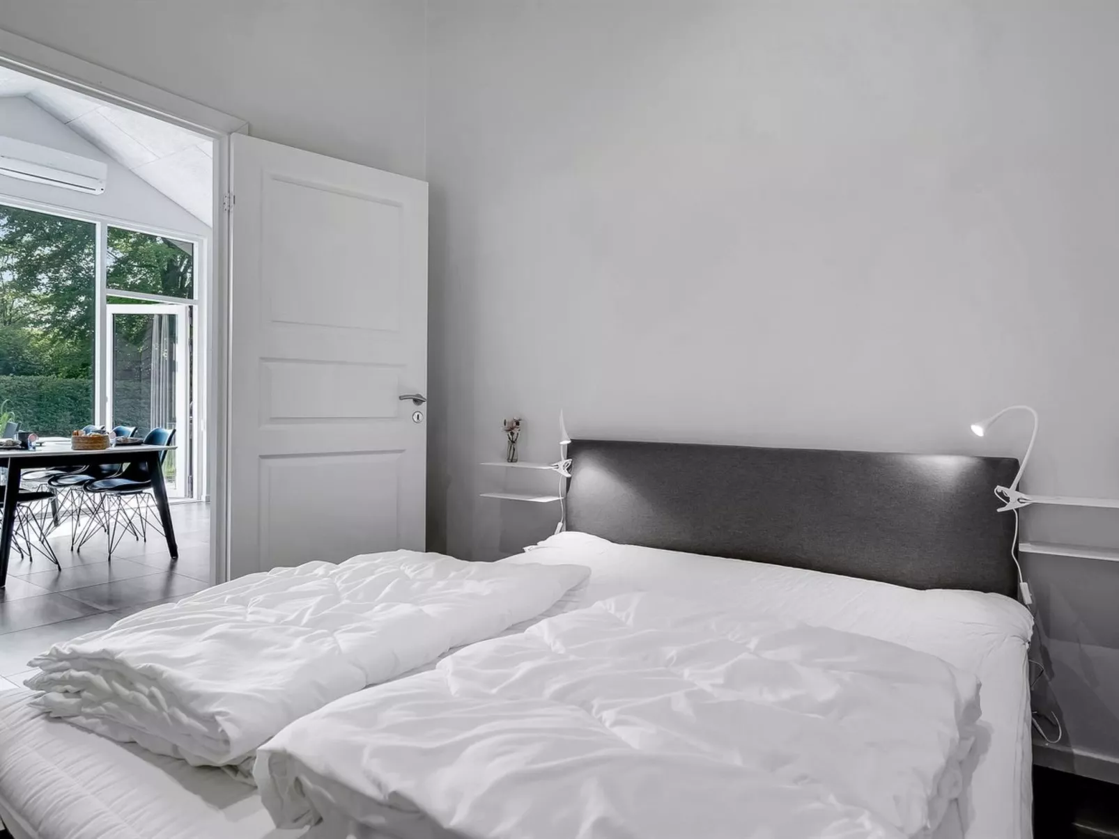 "Sunja" - 450m from the sea-Binnen