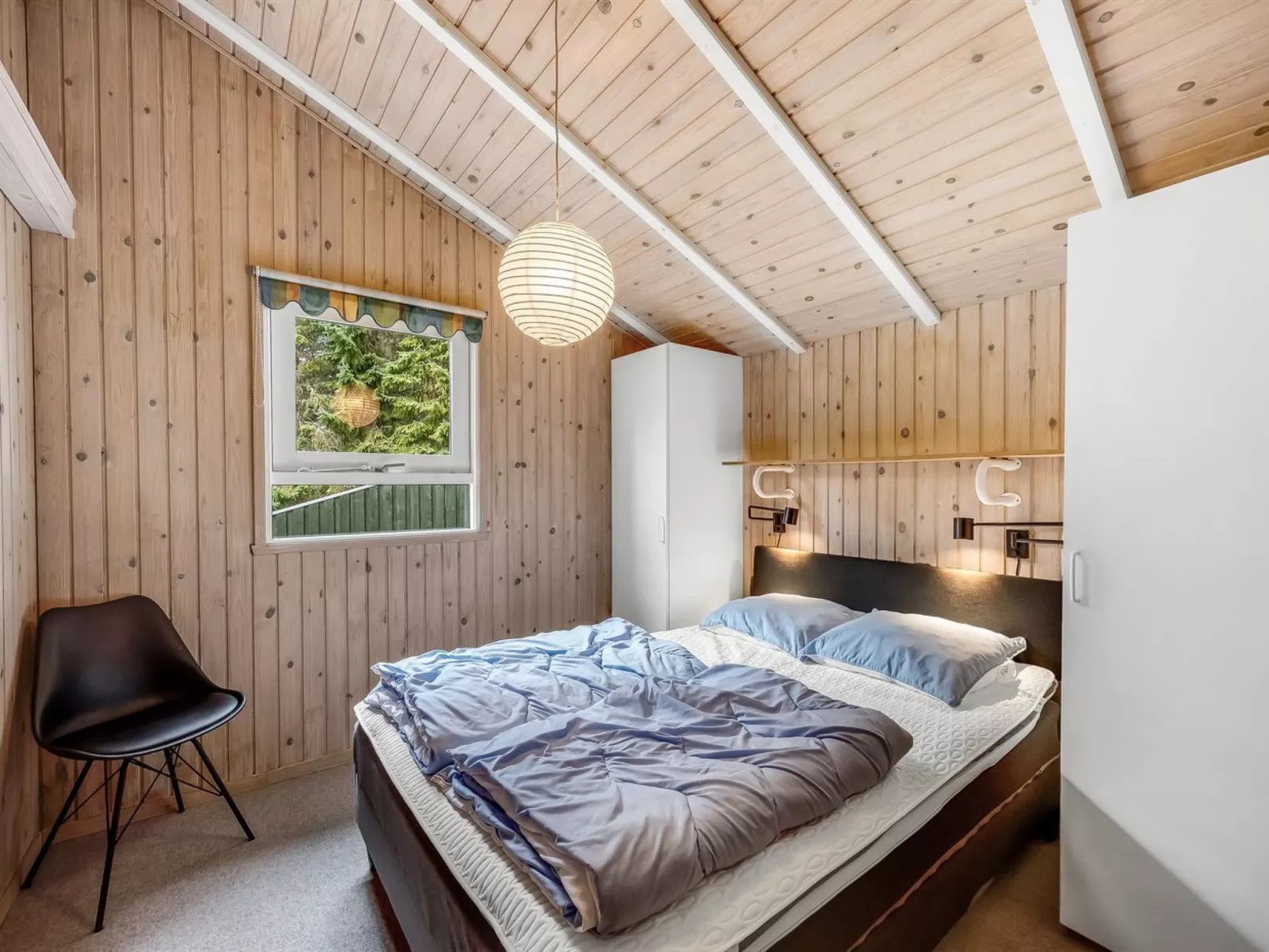 "Sunneva" - 1km from the sea-Binnen