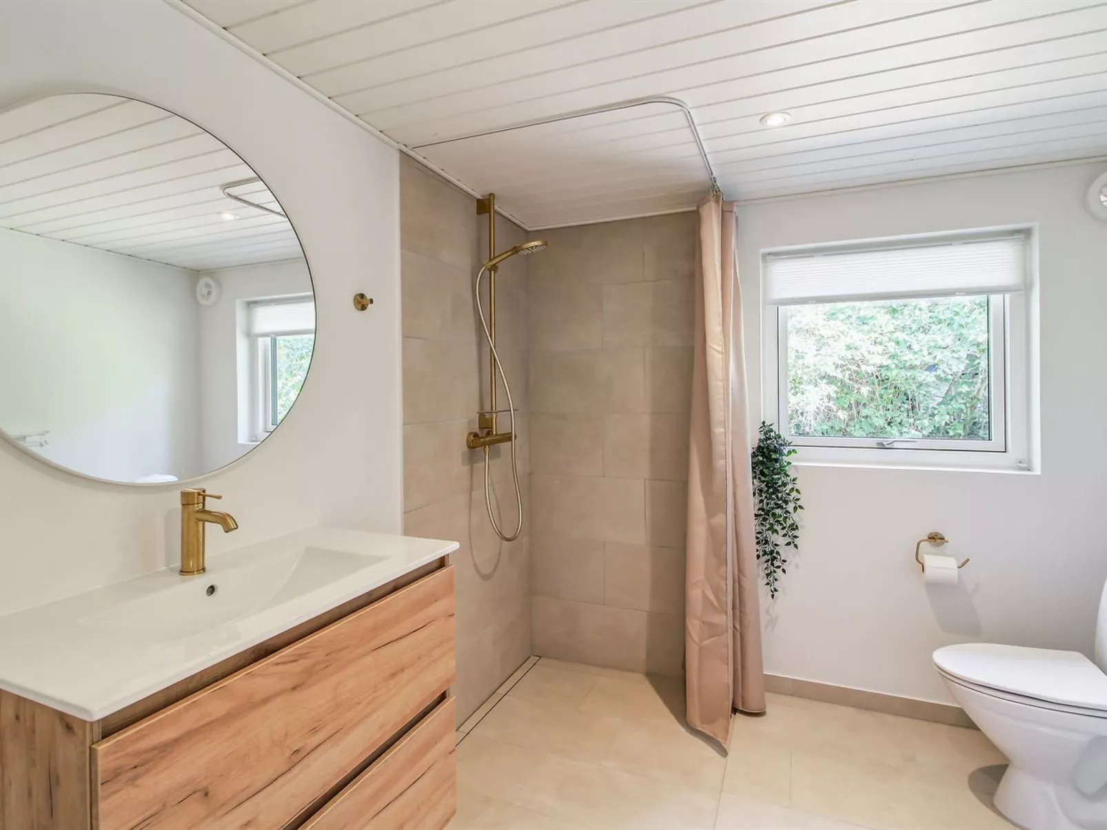 "Fot" - 7km from the sea-Binnen