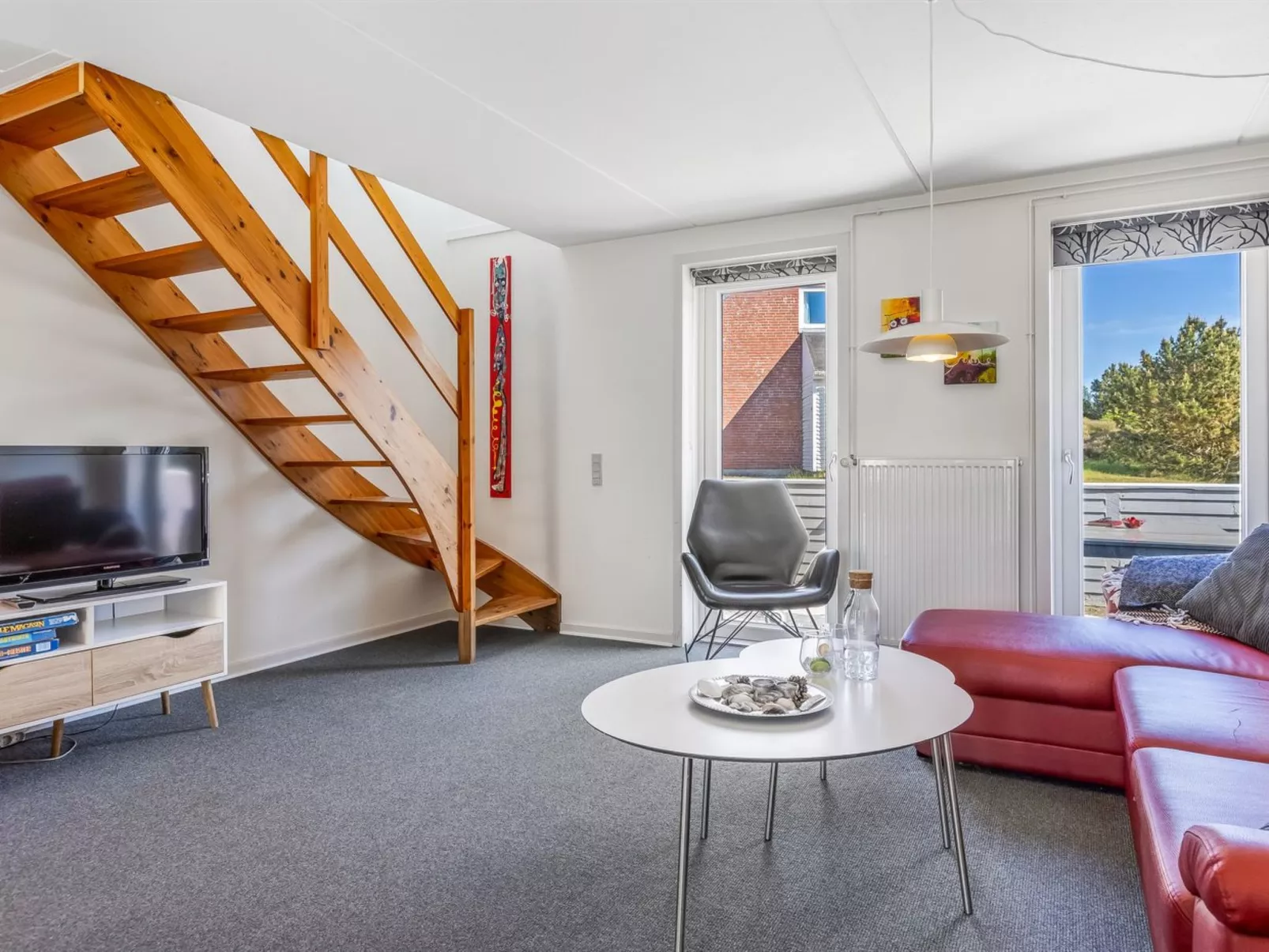 "Niilo" - 1.7km from the sea - Binnen