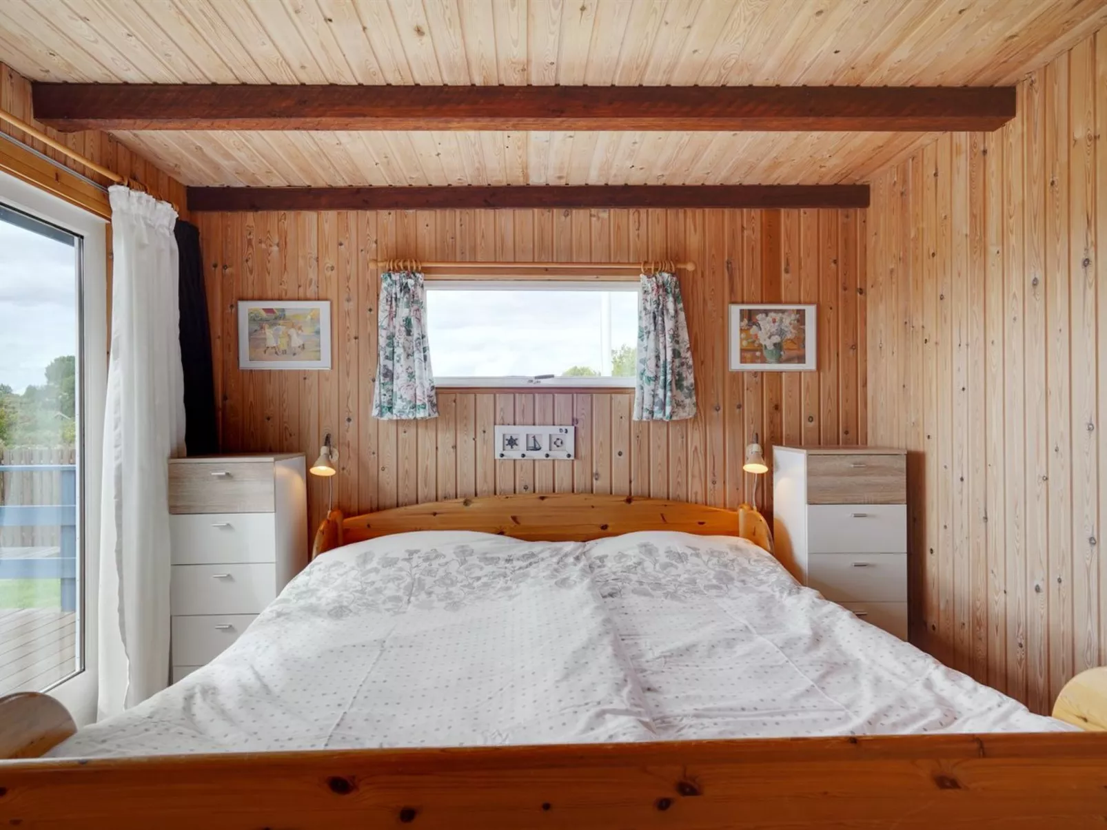 "Herulf" - 100m from the sea-Binnen