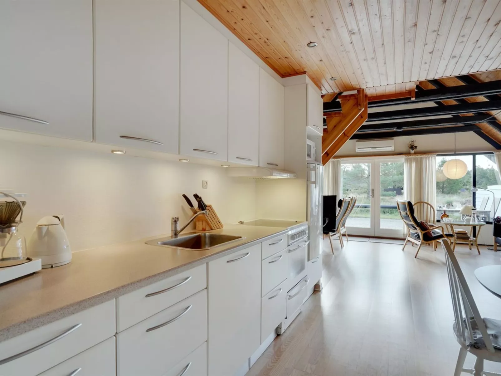 "Gerdis" - 1.6km from the sea-Binnen