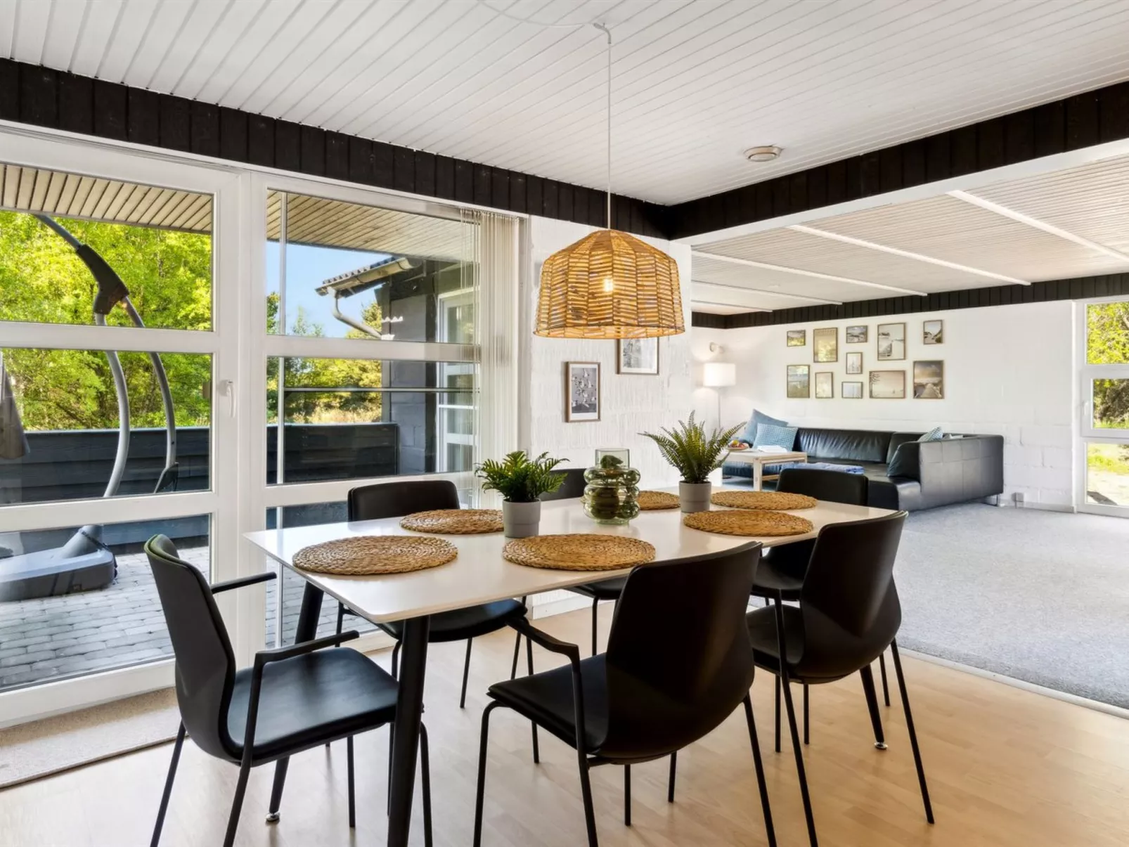 "Glenna" - 1.8km from the sea-Binnen