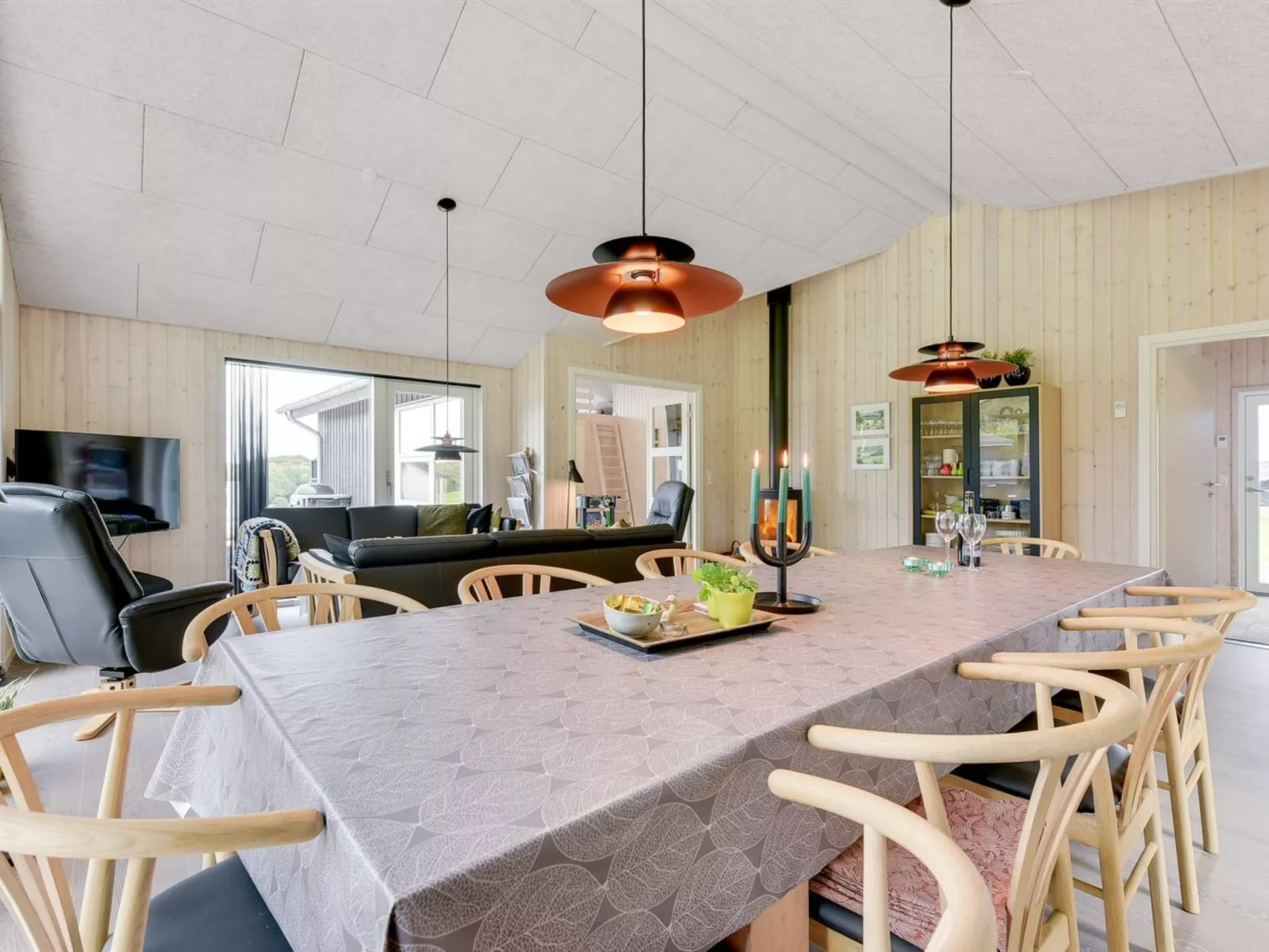 "Rathulf" - 500m from the sea-Binnen