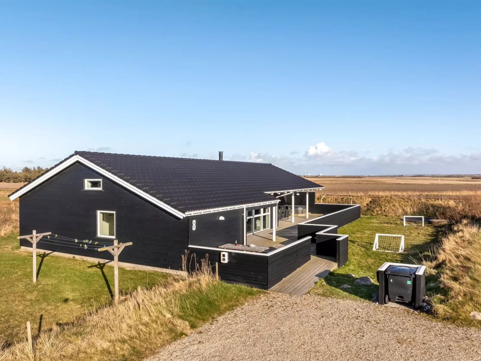 "Markku" - 400m from the sea-Buiten