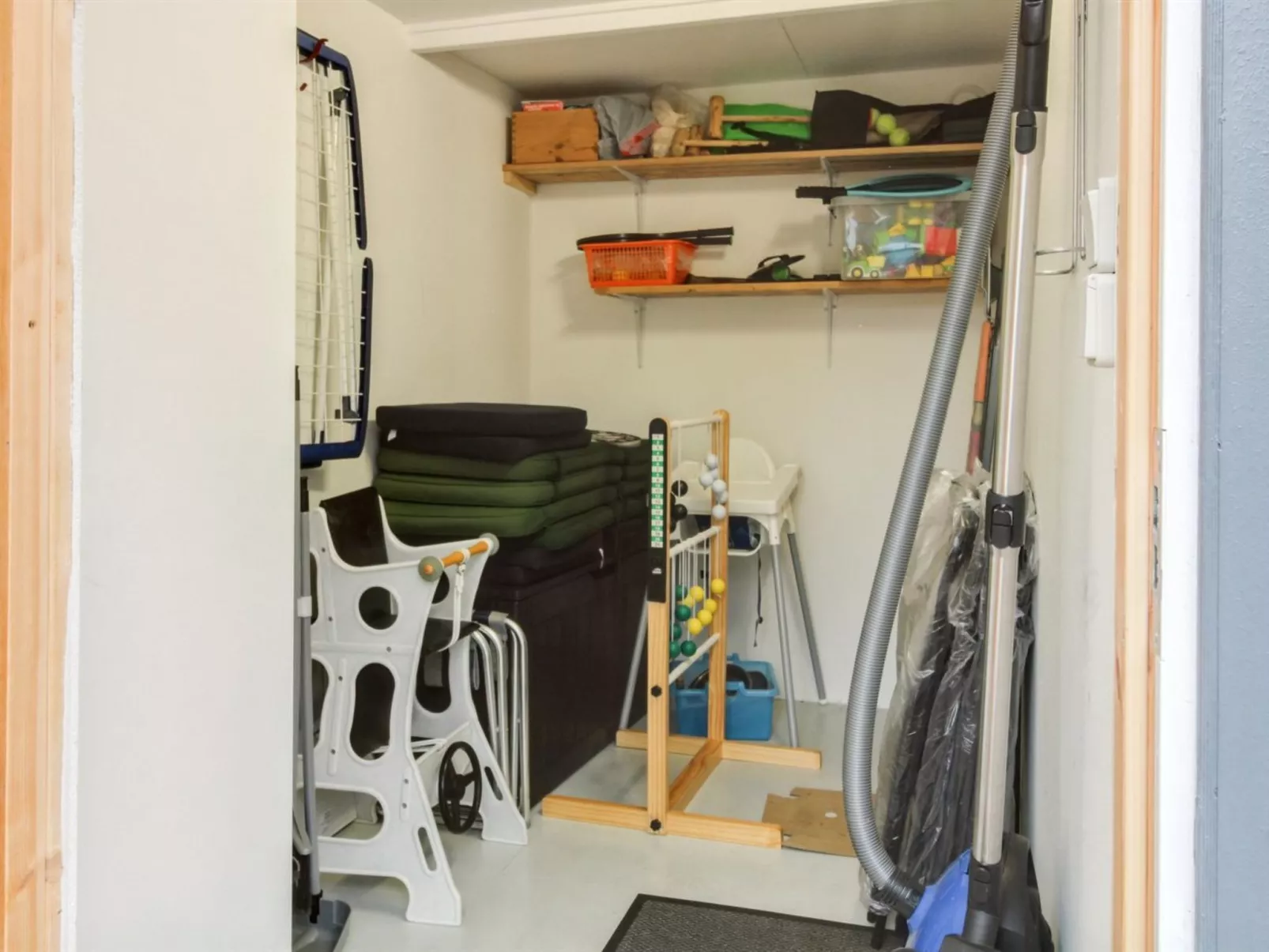 "Asulf" - 31km from the sea-Binnen