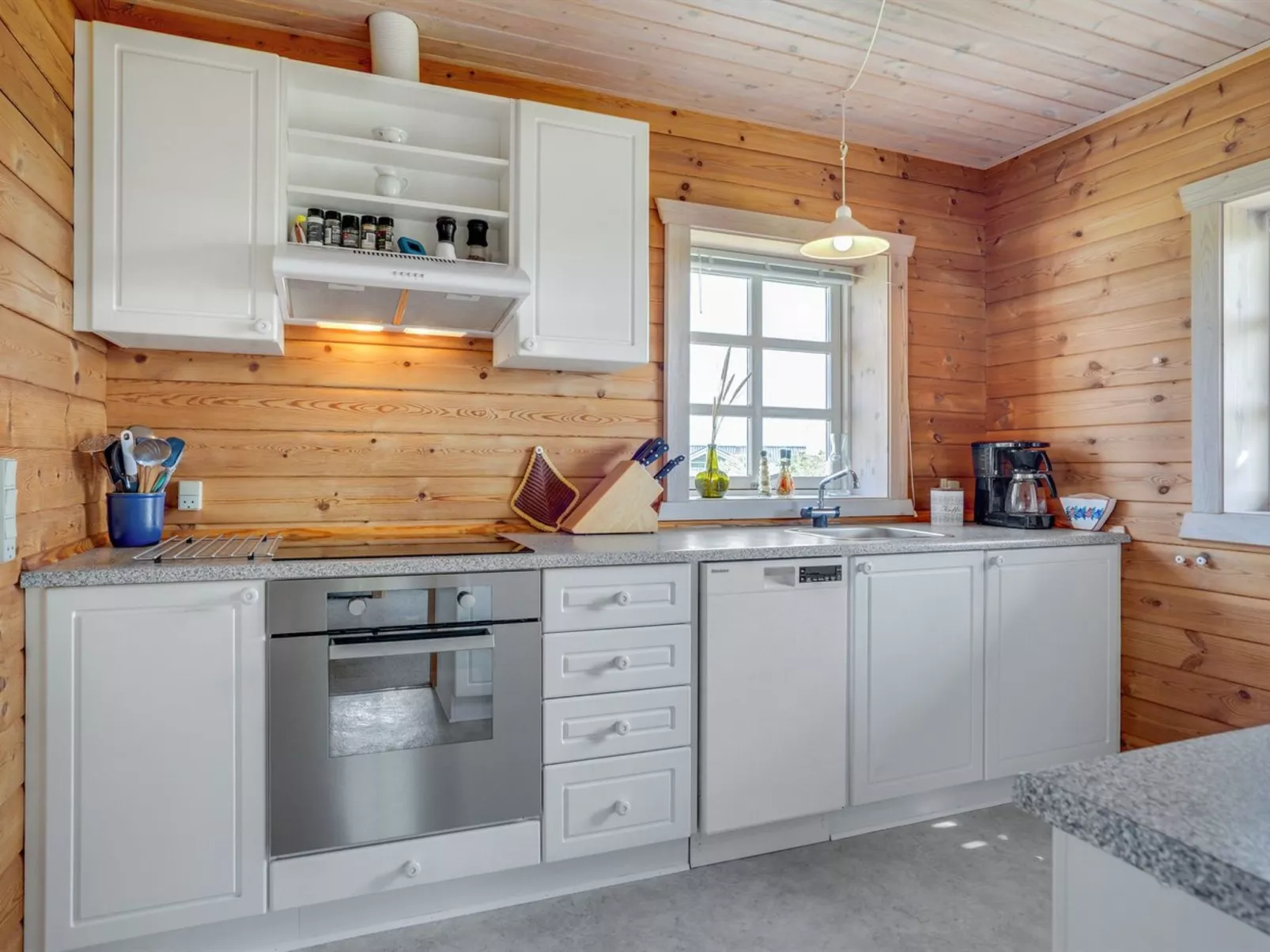 "Bjarnger" - 200m from the sea-Binnen