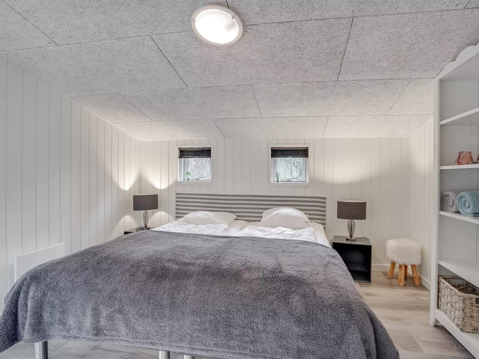 "Vitus" - 30km from the sea-Binnen