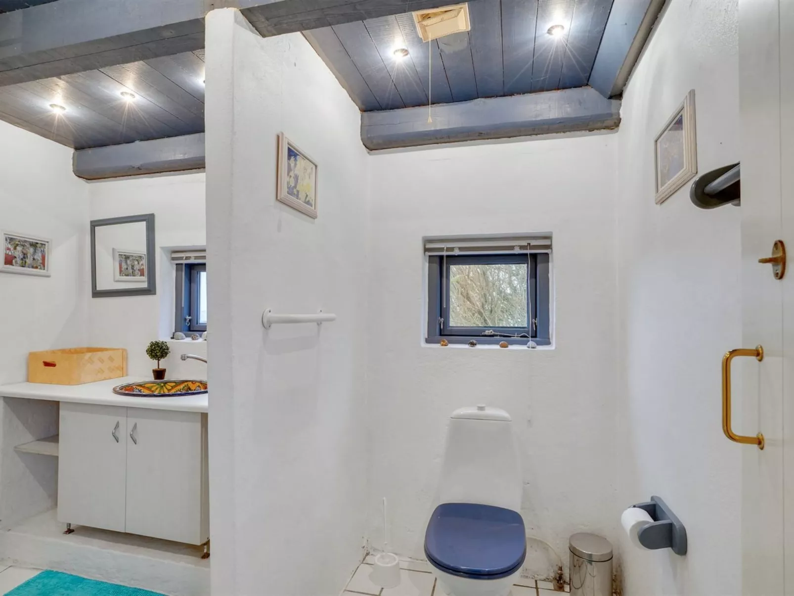 "Althea" - 750m to the fjord-Binnen