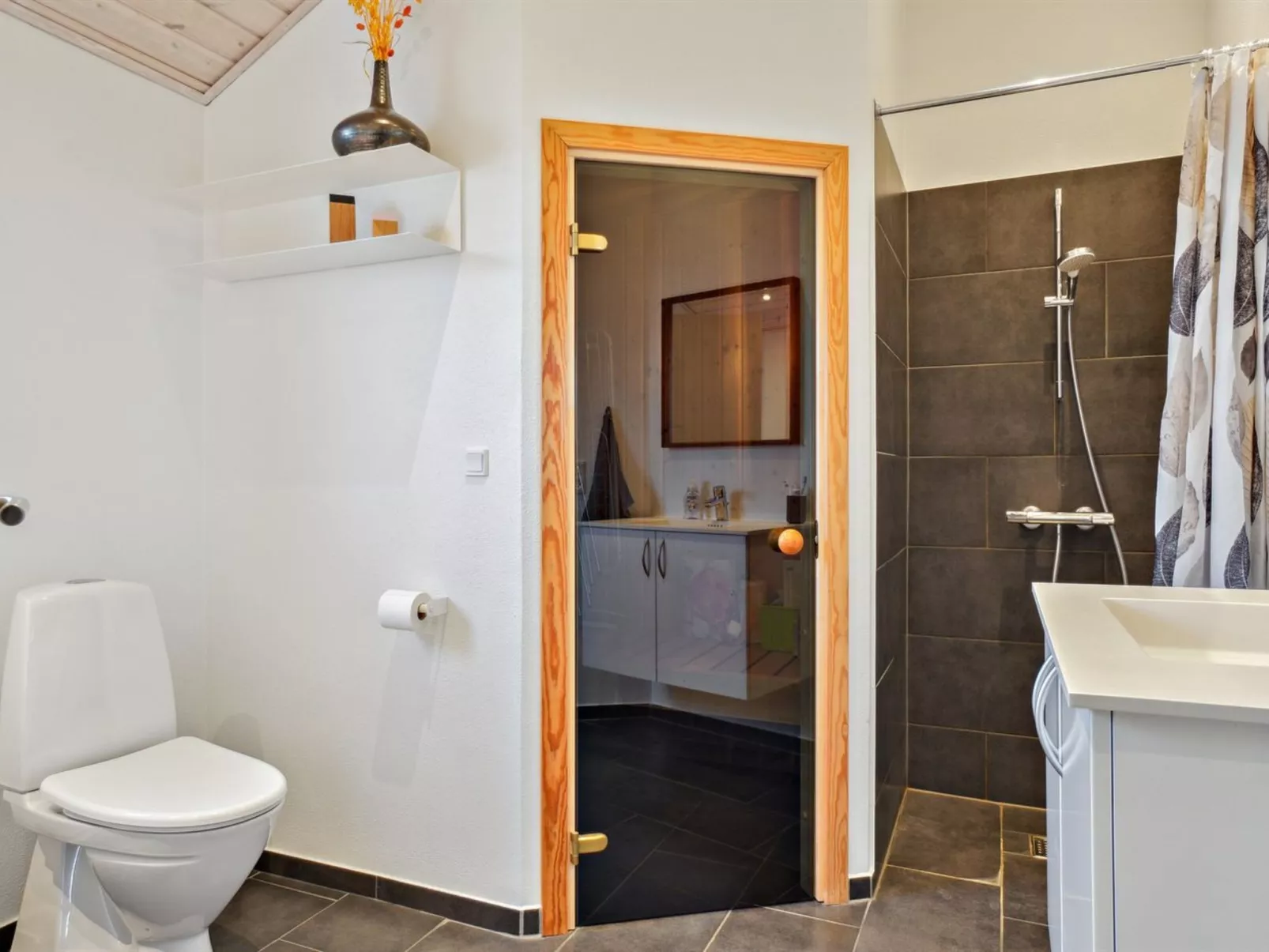 "Dyke" - 1.5km from the sea-Binnen