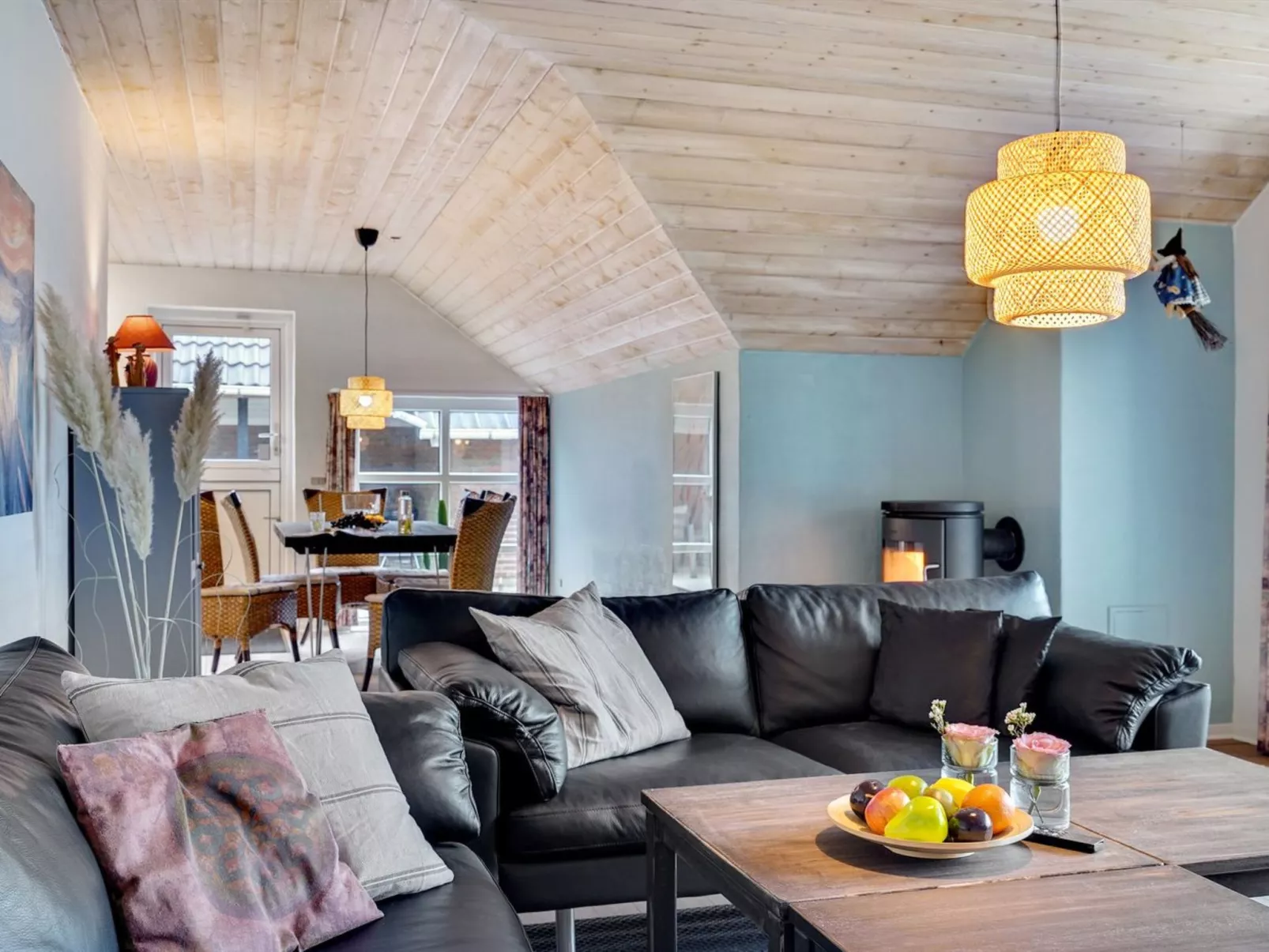 "Lumi" - 800m from the sea-Binnen