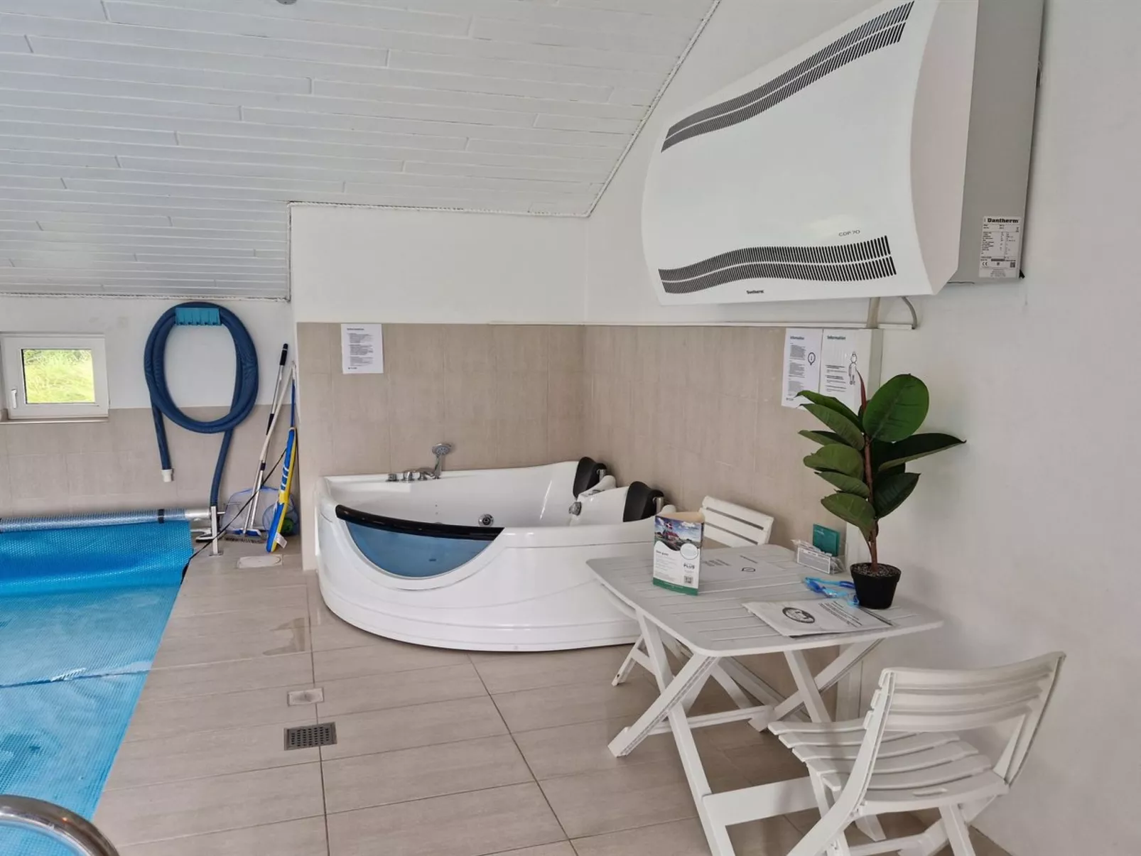 "Germund" - 900m from the sea-Binnen