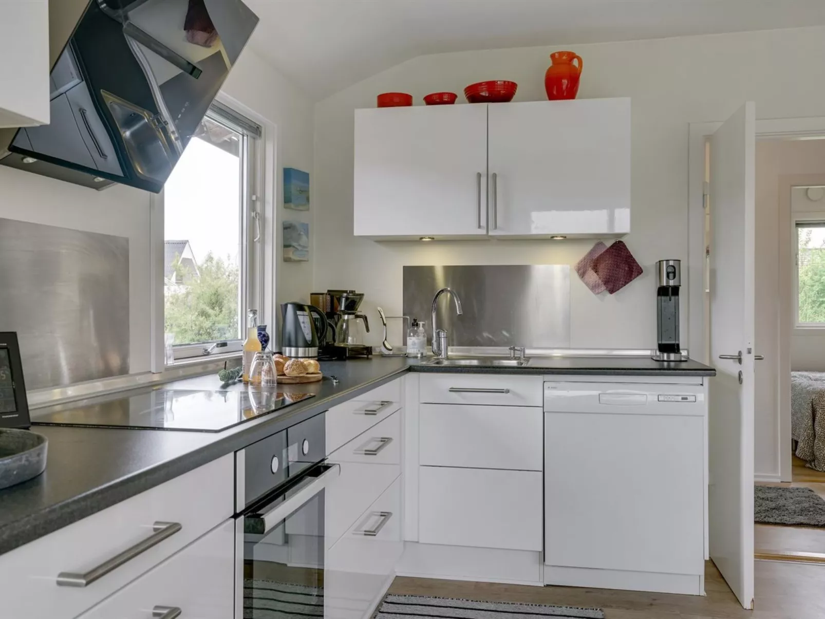 "Ainikki" - 200m from the sea-Binnen