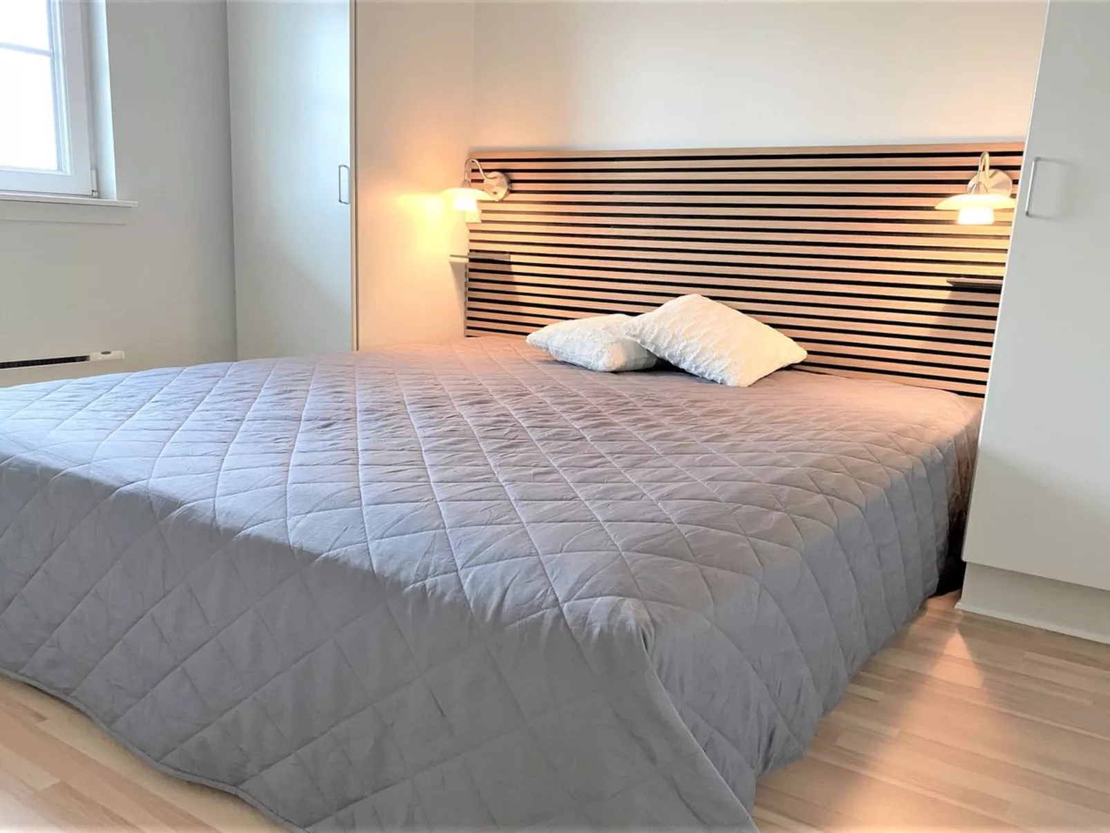 "Eike" - 250m from the sea-Binnen