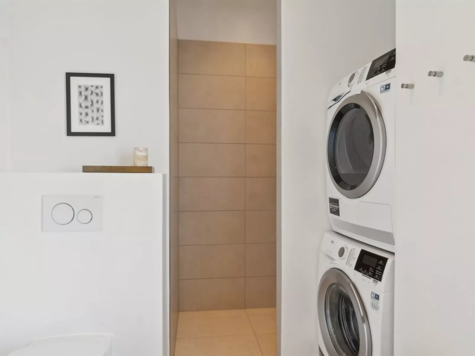 "Gregor" - 300m from the sea-Binnen