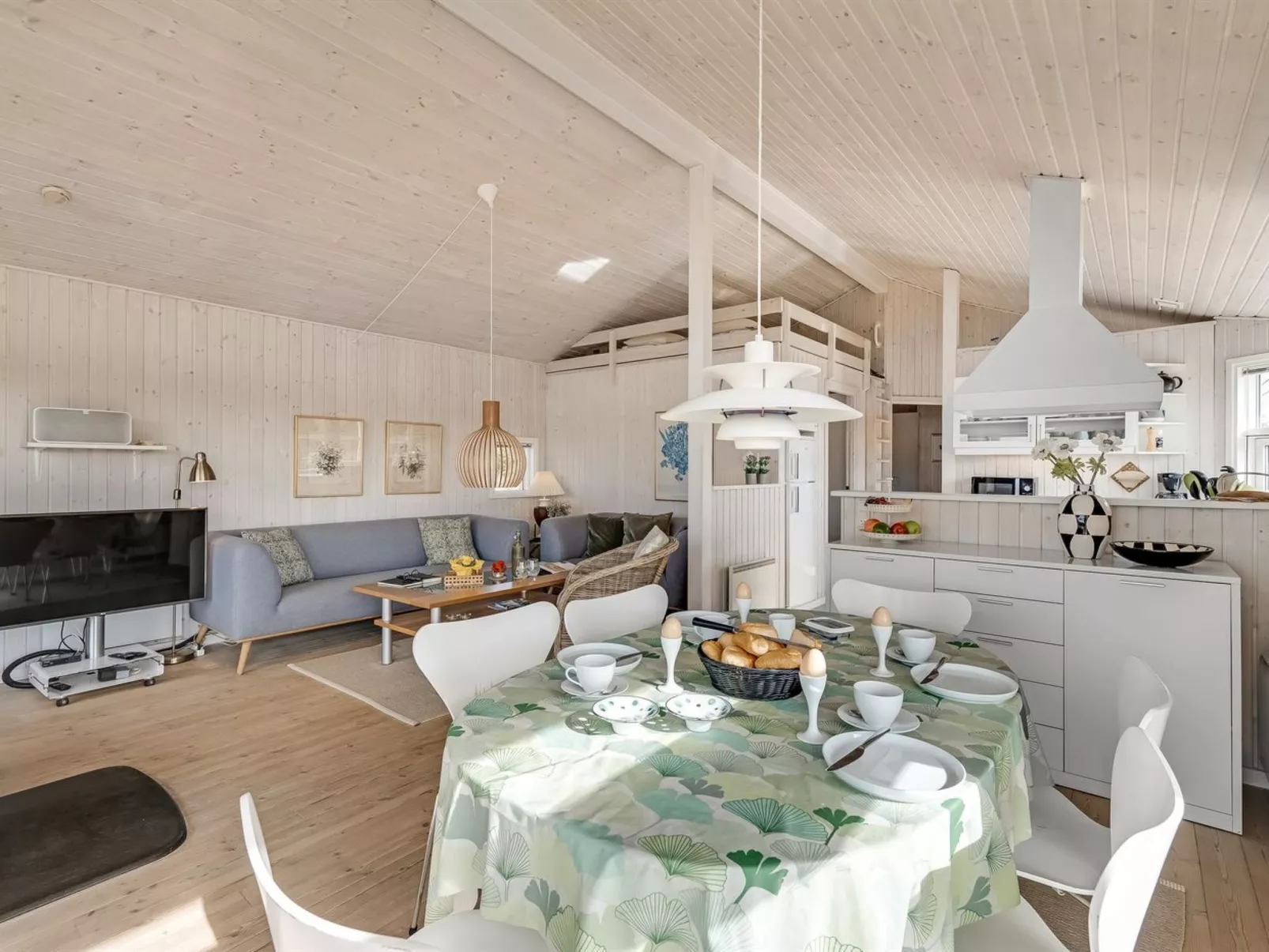 "Ferdine" - 1.5km from the sea-Binnen