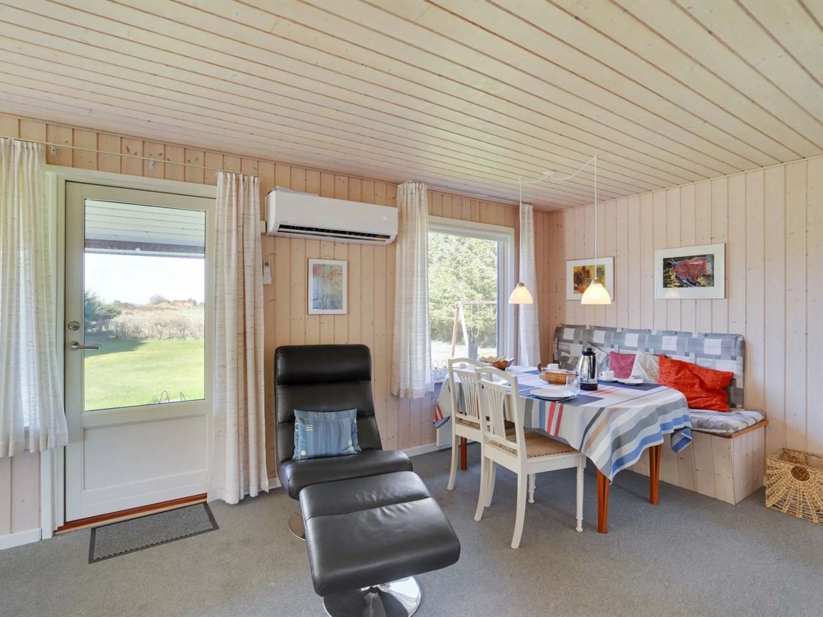 "Josefiina" - 450m to the fjord-Binnen