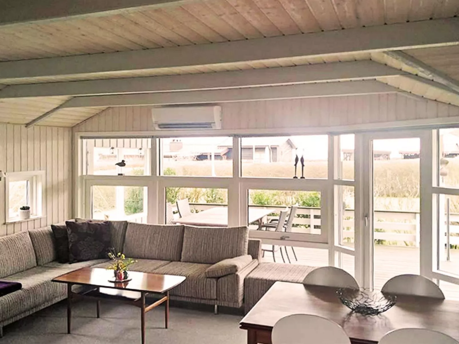 "Stenkil" - 250m from the sea-Binnen