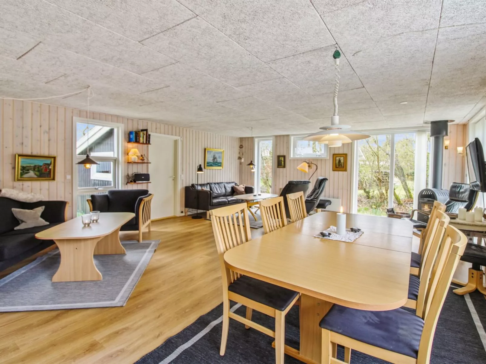 "Nielsine" - 1.5km from the sea-Binnen