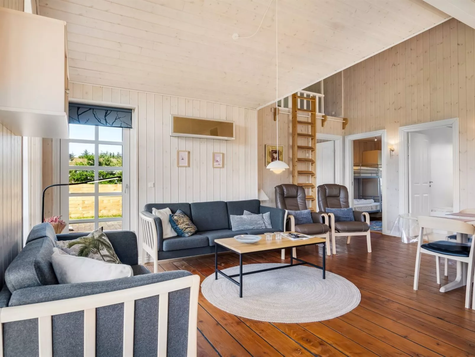 "Annemie" - 1.8km from the sea-Binnen