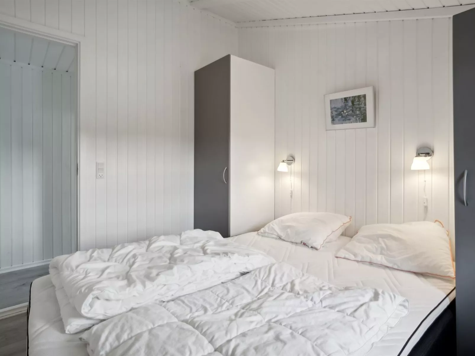 "Annica" - 150m from the sea-Binnen