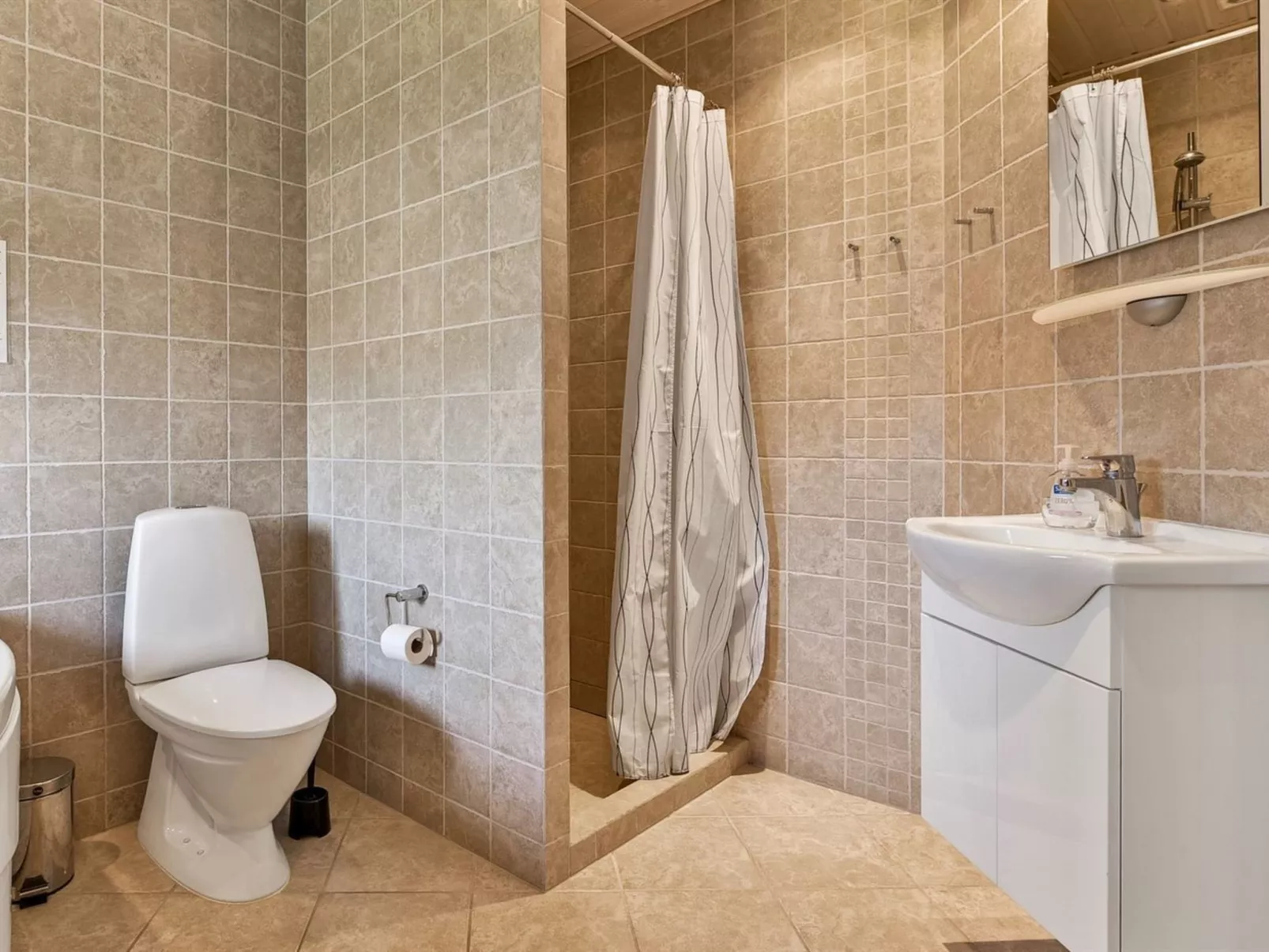 "Bara" - 600m from the sea-Binnen