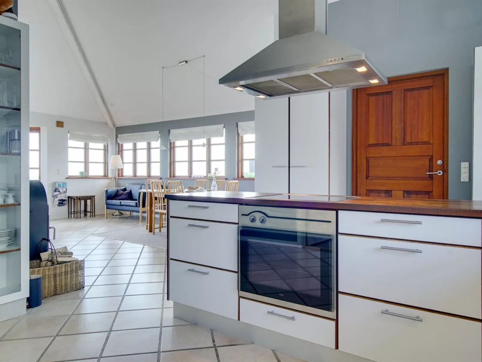 "Botmar" - 10m from the sea-Binnen