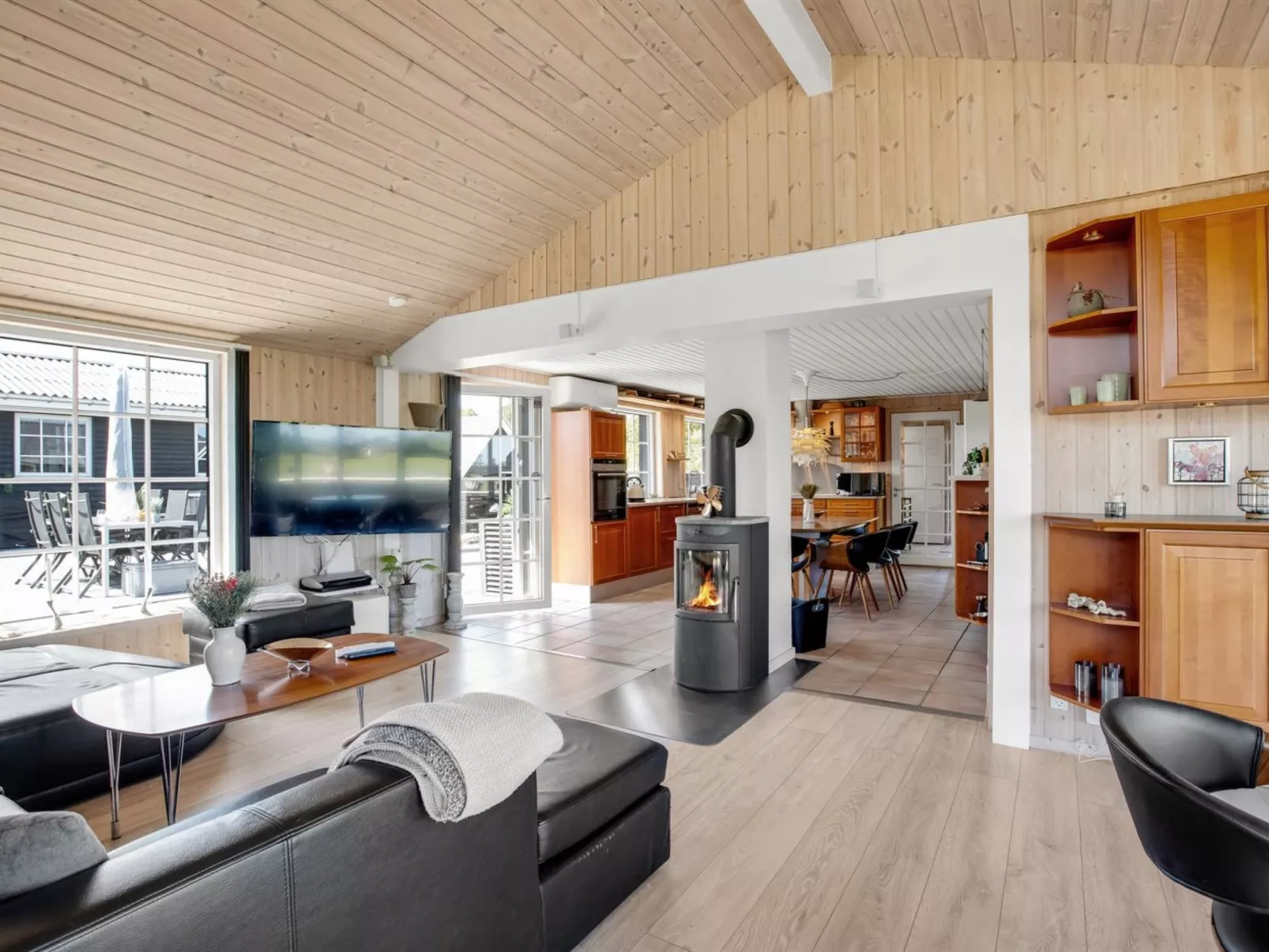 "Erna" - 400m from the sea-Binnen