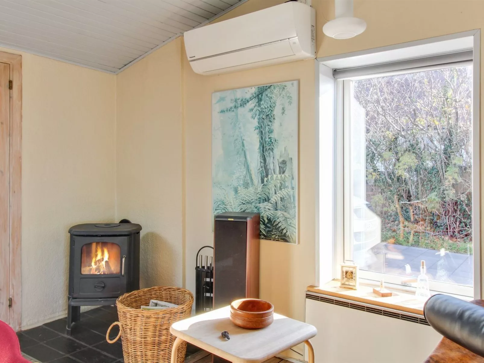 "Erno" - 20m from the sea-Binnen