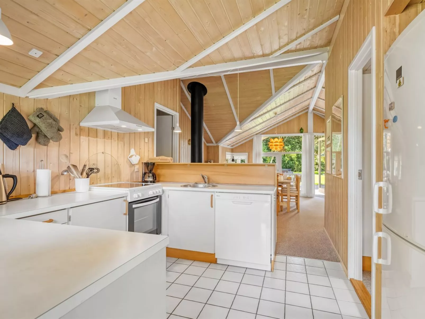 "Uta" - 300m from the sea-Binnen