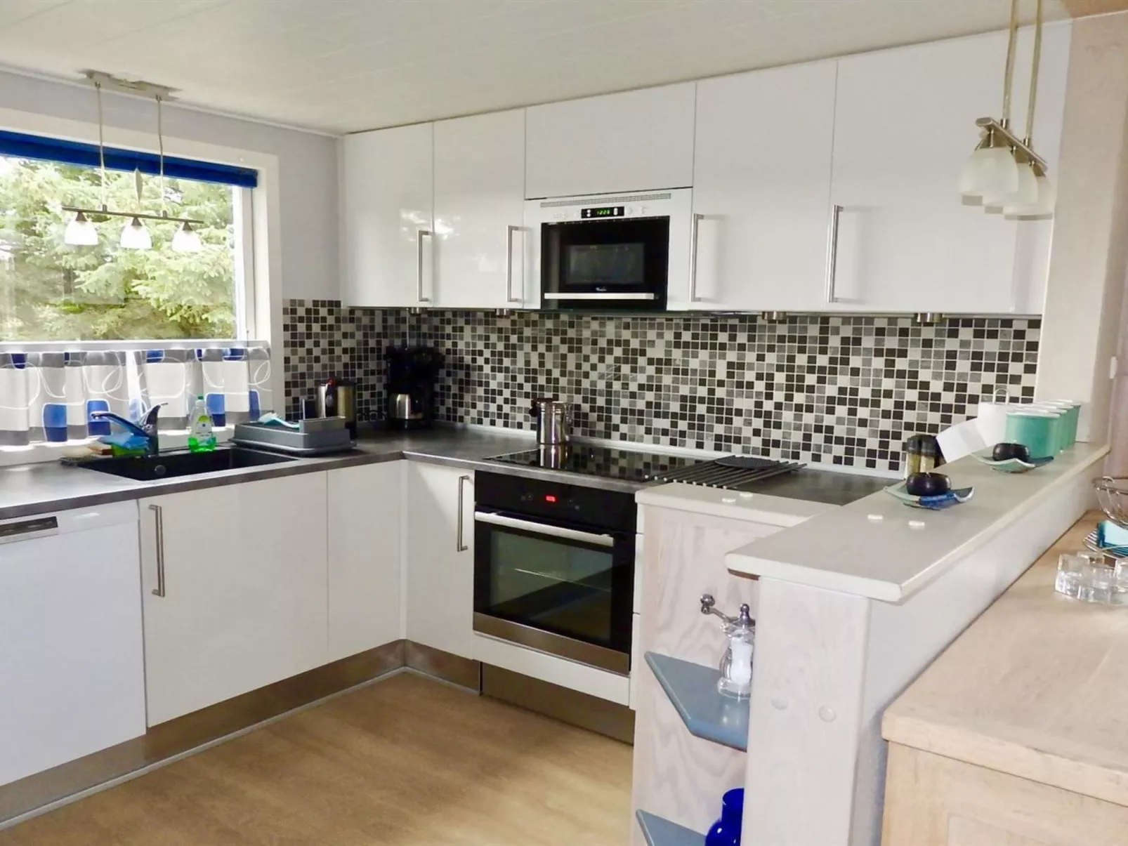 "Gudrid" - 500m from the sea-Binnen