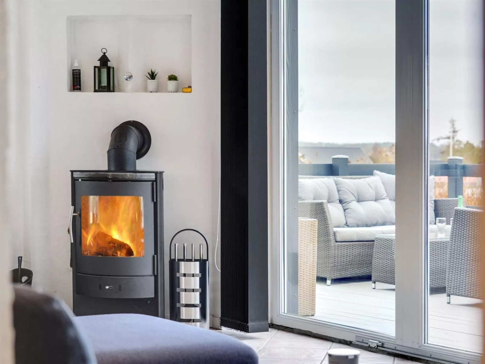 "Aloisia" - 300m from the sea-Binnen