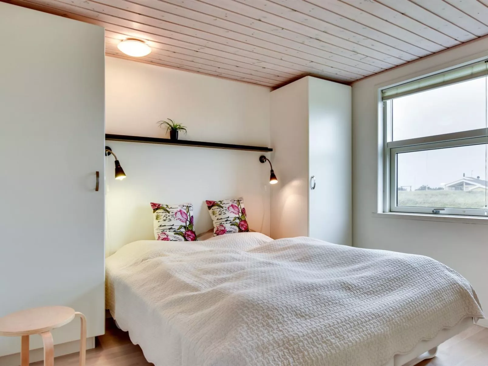 "Rodna" - 452m from the sea-Binnen