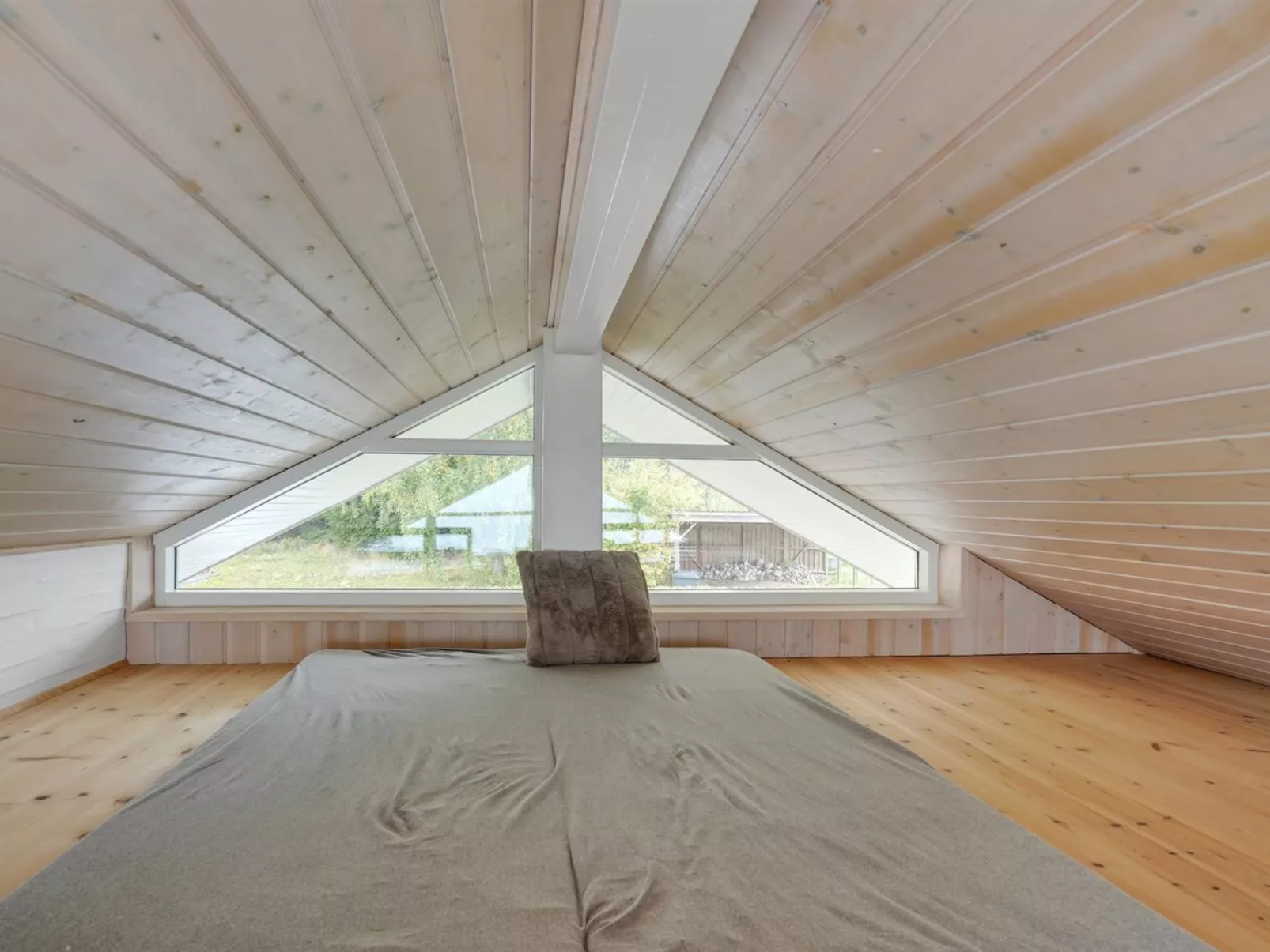 "Nica" - 100m from the sea-Binnen