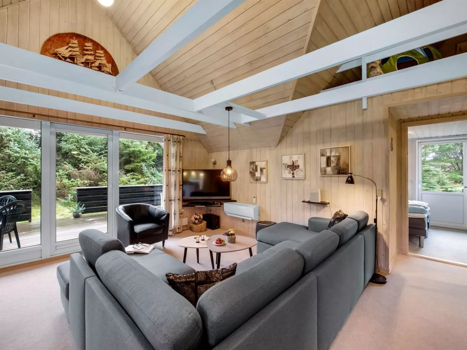 "Patrik" - 1.4km from the sea-Binnen