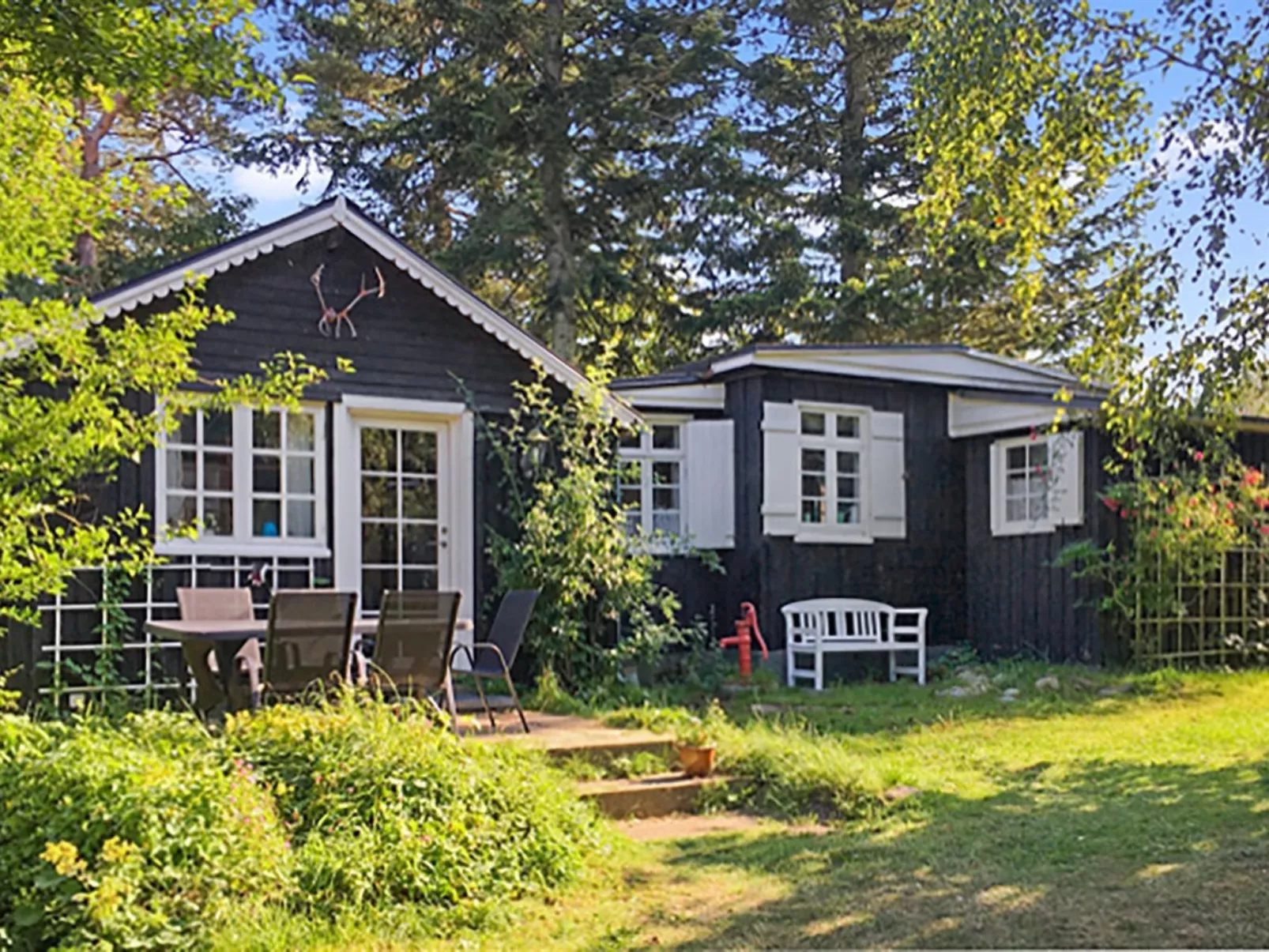 "Laurine" - 2.7km from the sea-Buiten