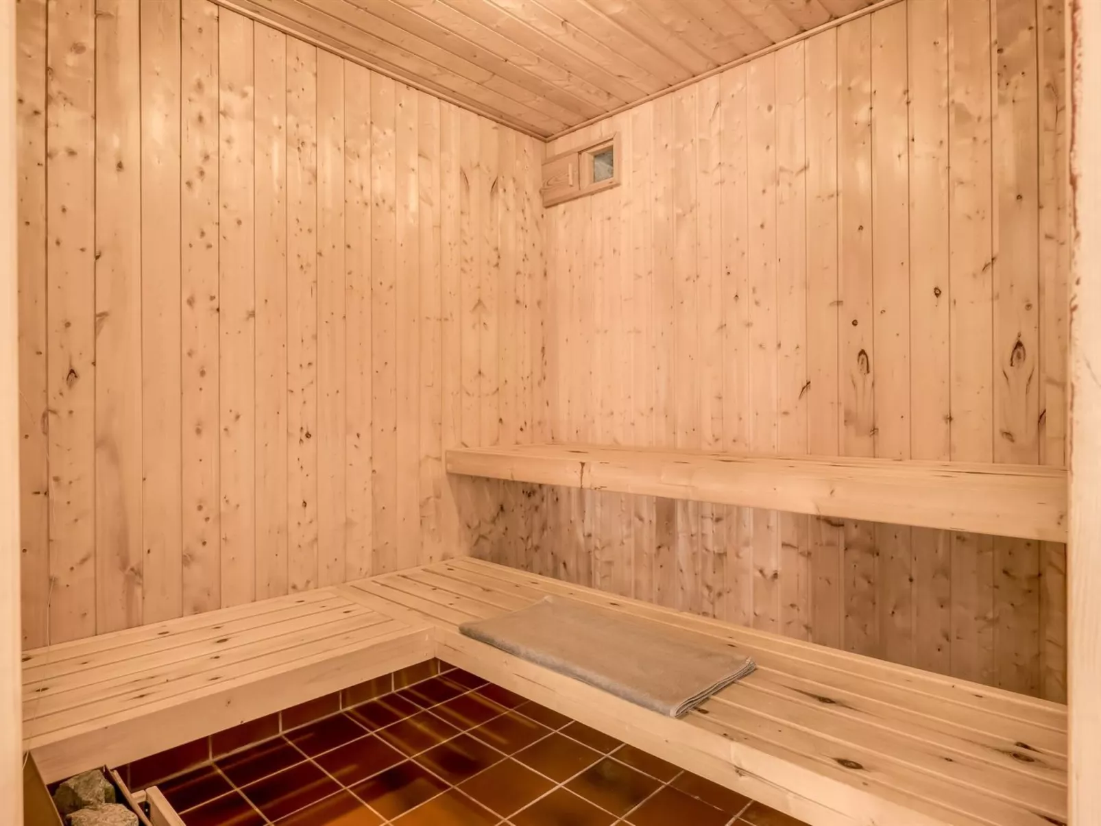 "Yall" - 1km from the sea-Binnen