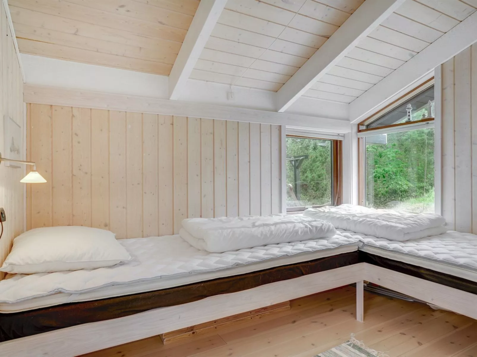 "Mine" - 300m from the sea-Binnen