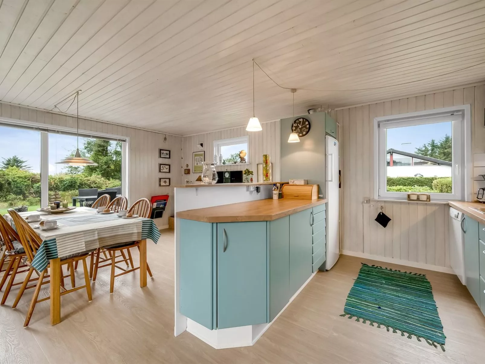 "Theodor" - 180m to the fjord-Binnen