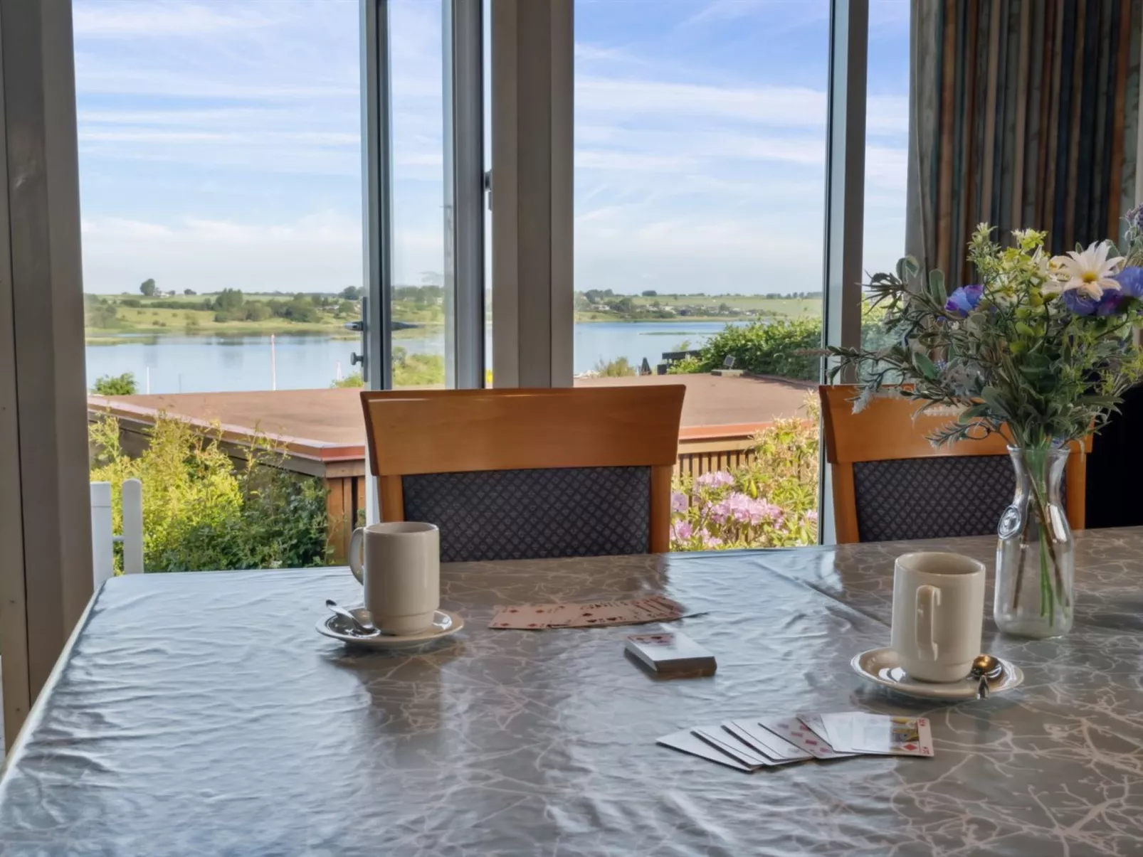 "Eleana" - 300m to the fjord-Binnen