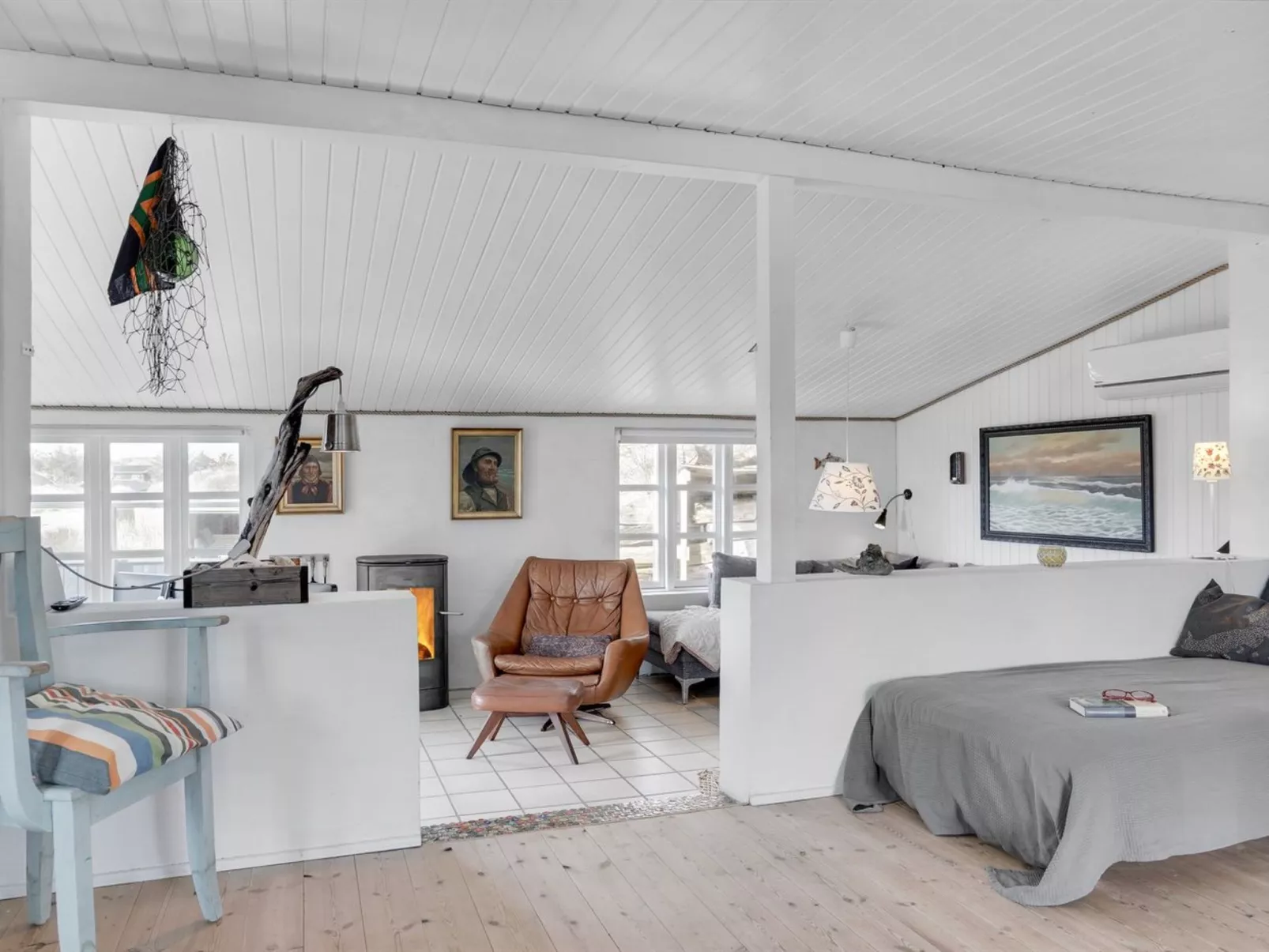 "Sharanya" - 500m from the sea-Binnen