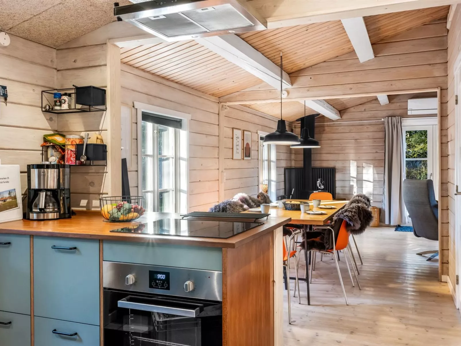 "Eckhart" - 30km from the sea