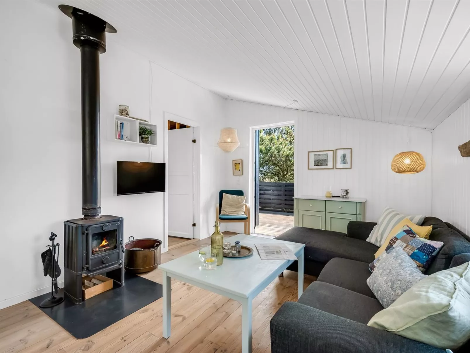 "Neija" - 800m from the sea-Binnen