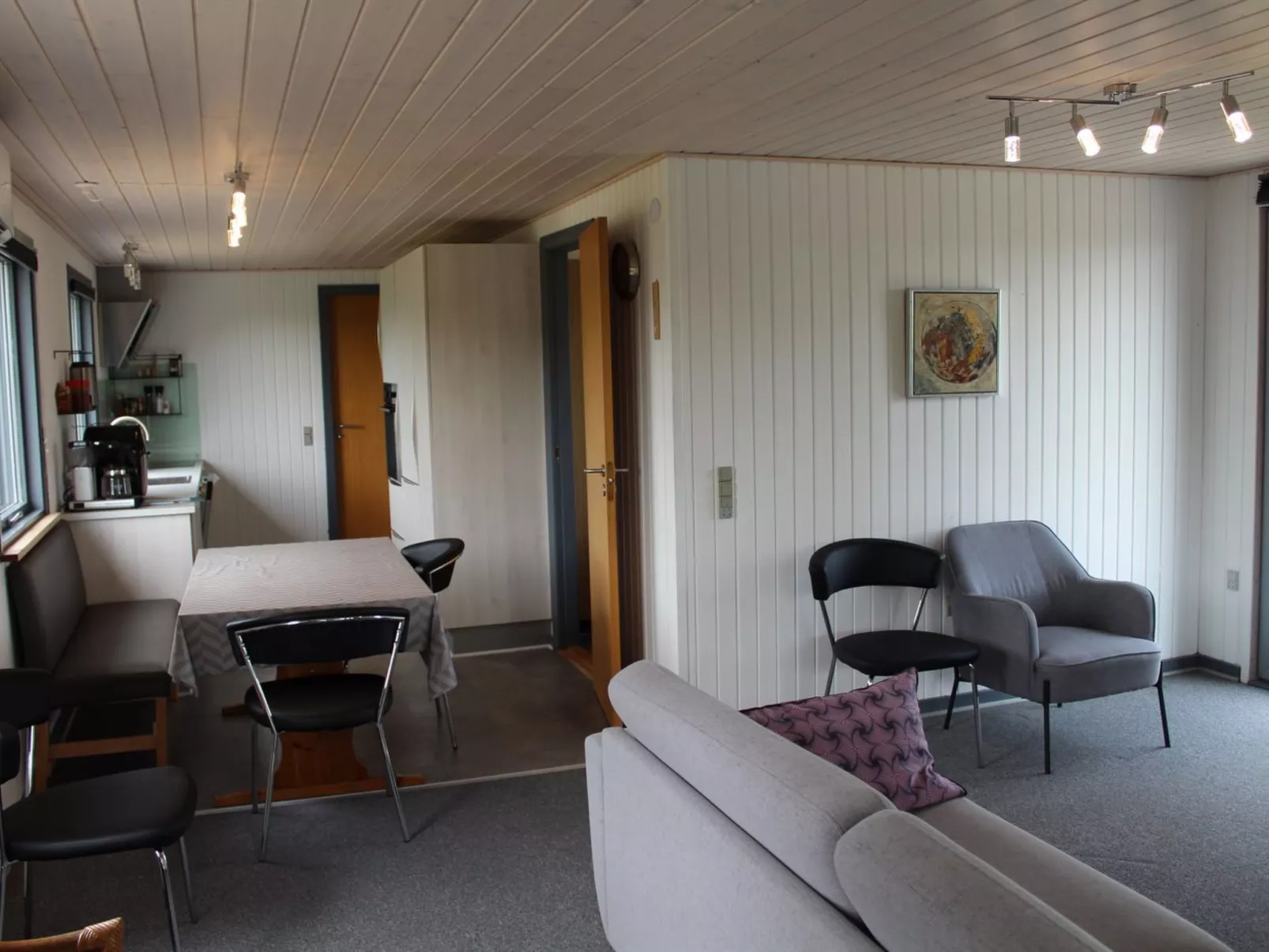 "Jannik" - 300m from the sea-Binnen