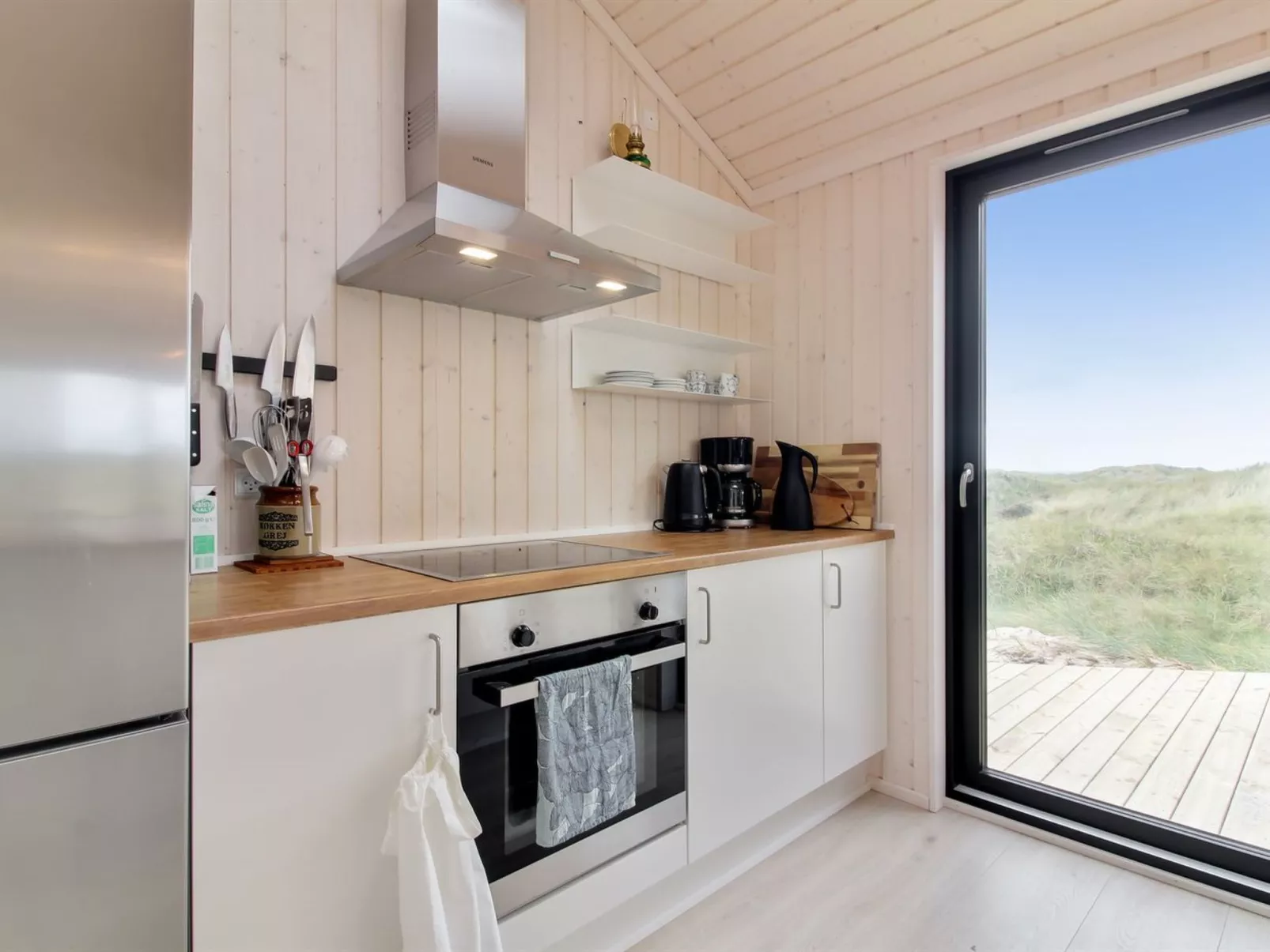 "Auno" - 140m from the sea-Binnen